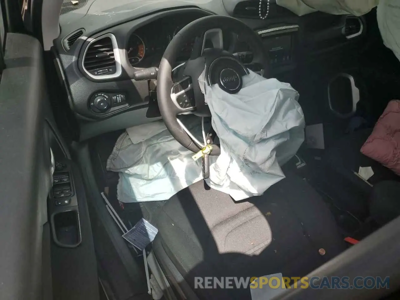 8 Photograph of a damaged car ZACNJABB9LPL58359 JEEP RENEGADE 2020