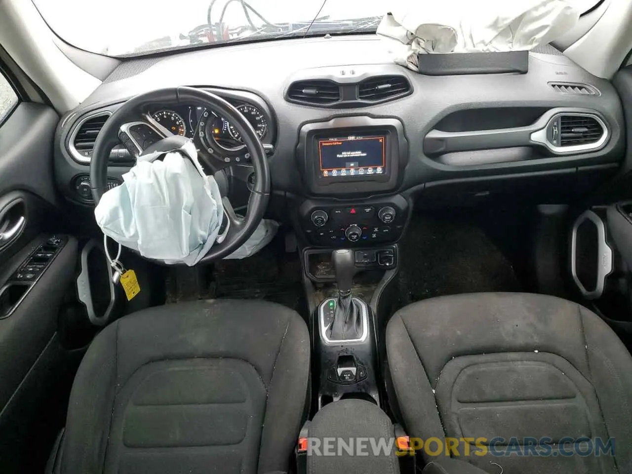 8 Photograph of a damaged car ZACNJABBXLPM03776 JEEP RENEGADE 2020