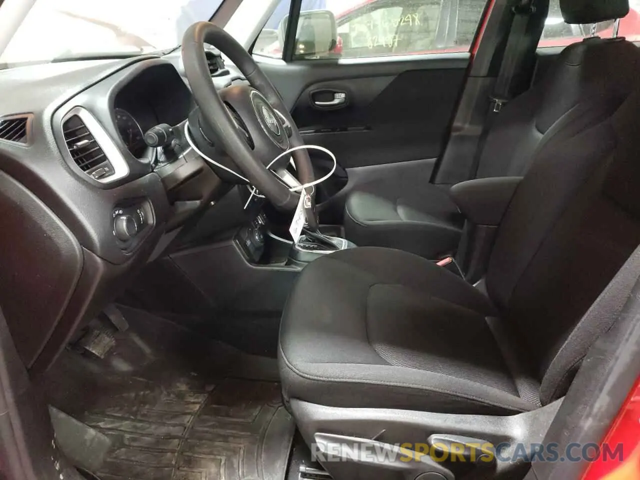 7 Photograph of a damaged car ZACNJBAB0LPL25483 JEEP RENEGADE 2020