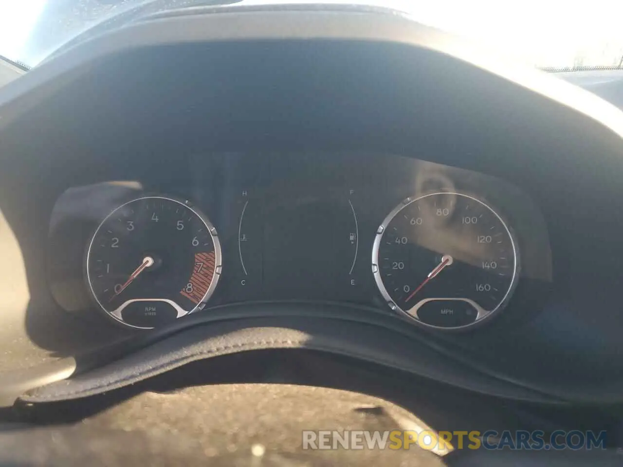 9 Фотография поврежденного автомобиля ZACNJBAB1LPM28489 JEEP RENEGADE 2020