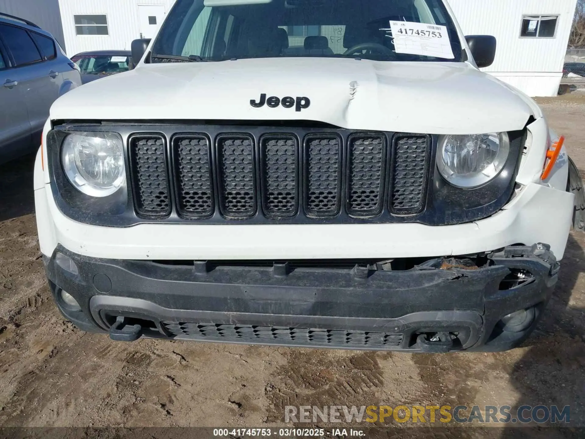 17 Photograph of a damaged car ZACNJBAB2LPL00570 JEEP RENEGADE 2020