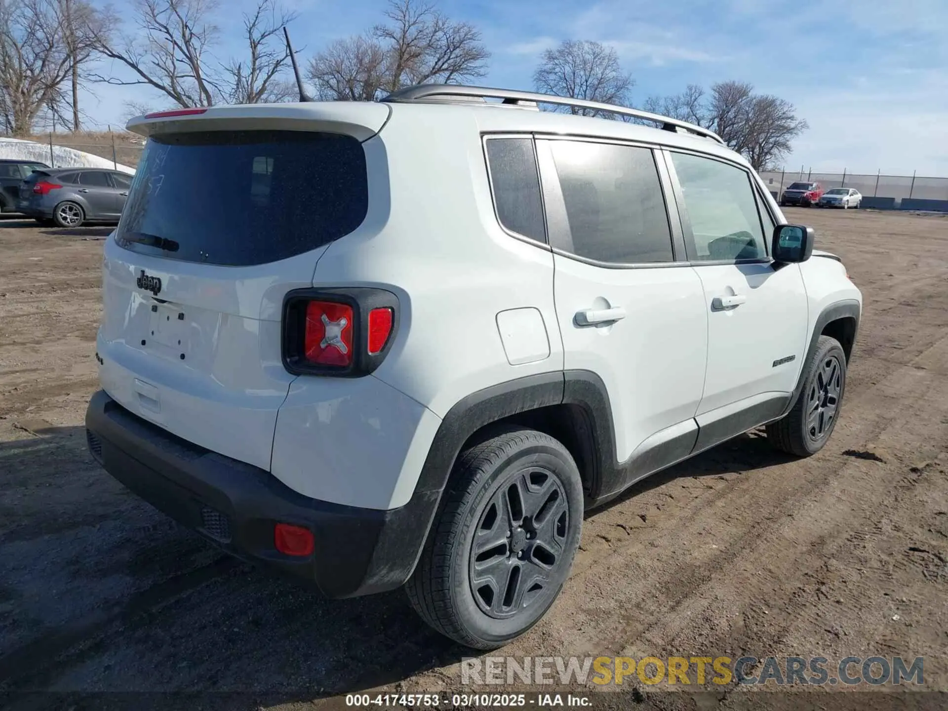 4 Photograph of a damaged car ZACNJBAB2LPL00570 JEEP RENEGADE 2020