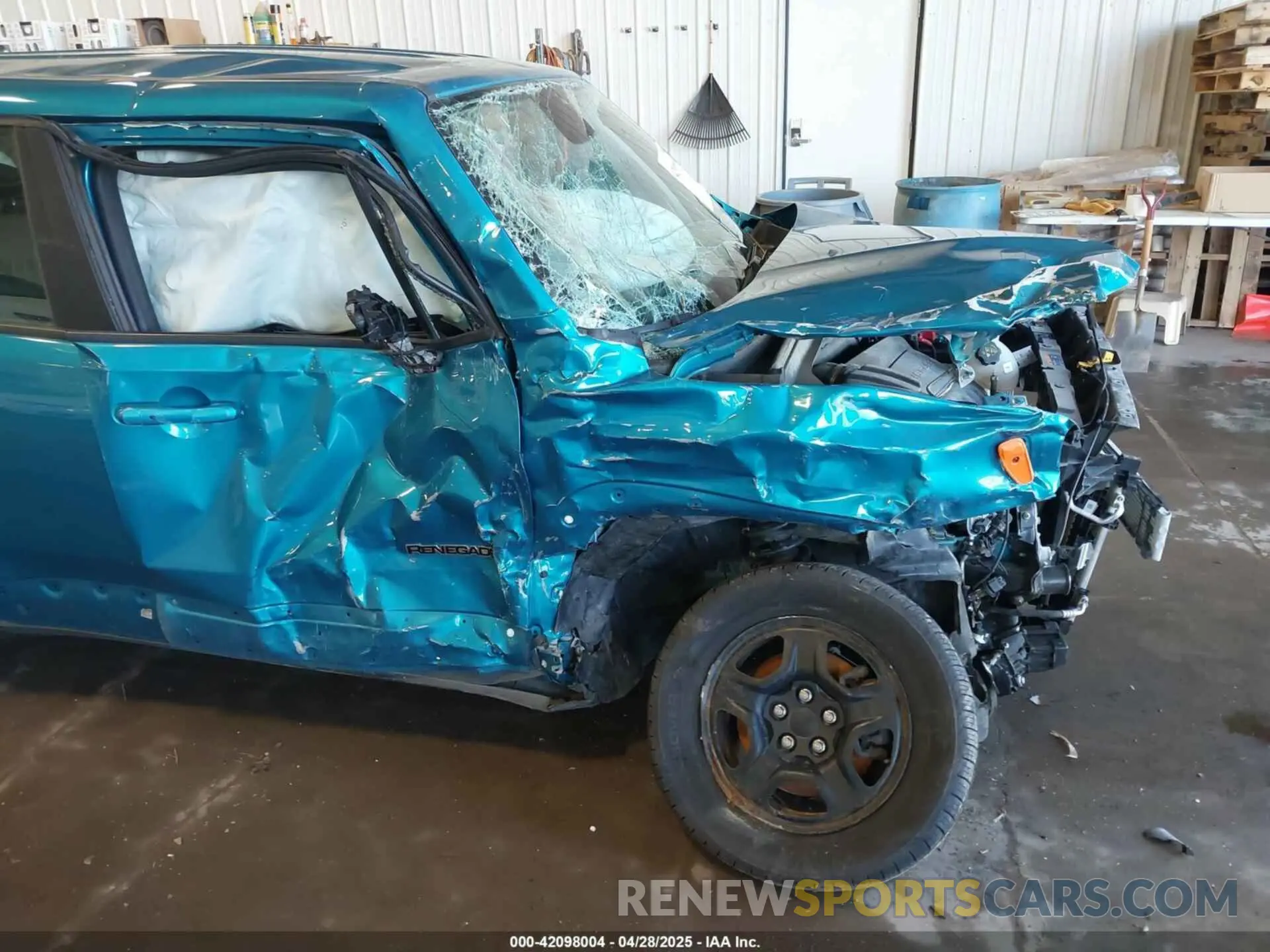 18 Фотография поврежденного автомобиля ZACNJBAB4LPL20755 JEEP RENEGADE 2020