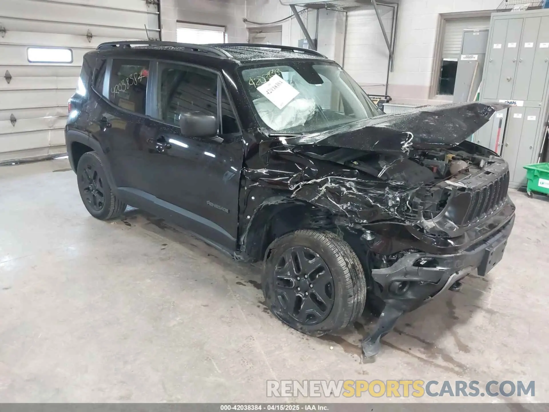 1 Фотография поврежденного автомобиля ZACNJBAB5LPL21798 JEEP RENEGADE 2020