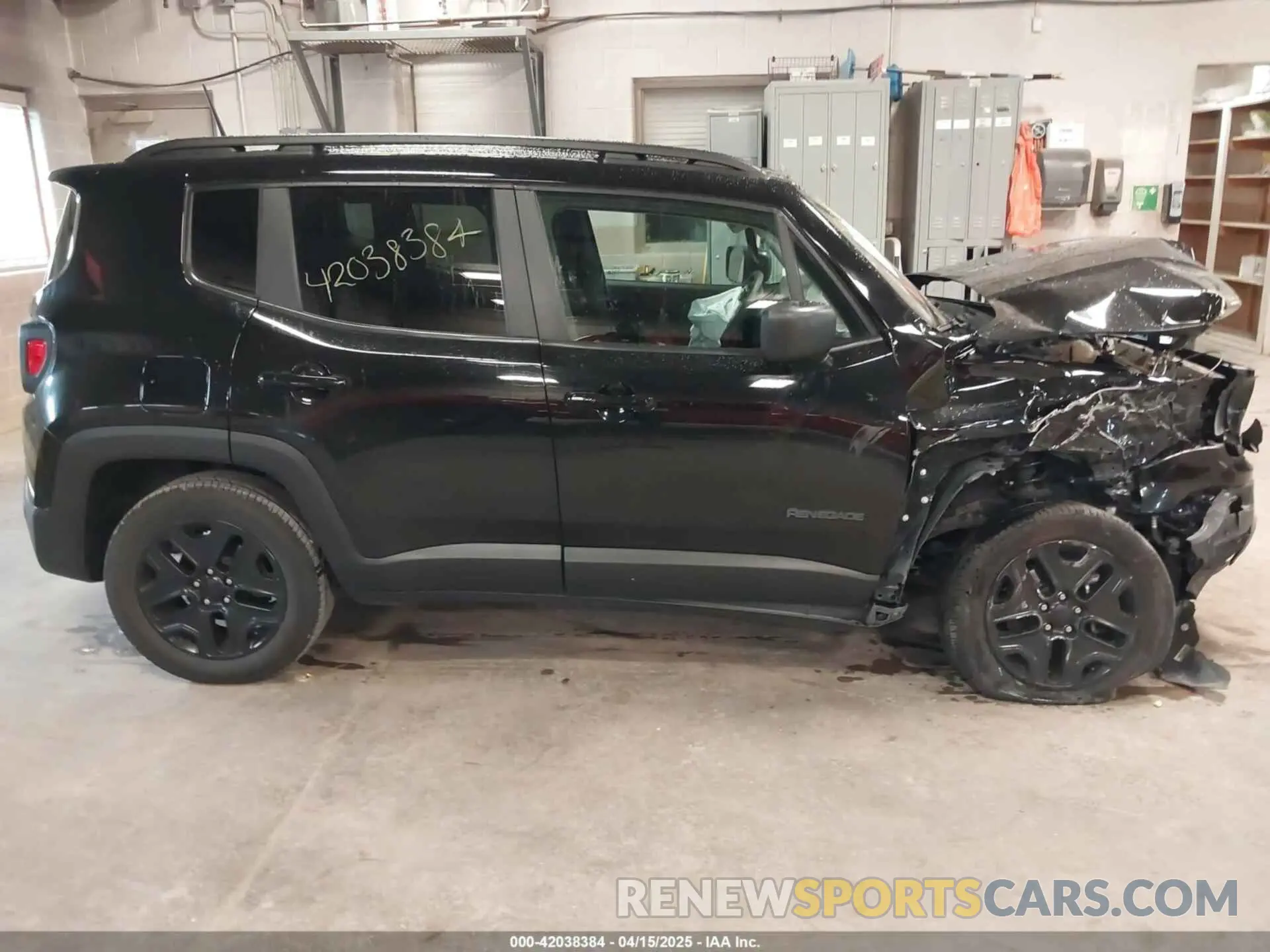 13 Фотография поврежденного автомобиля ZACNJBAB5LPL21798 JEEP RENEGADE 2020