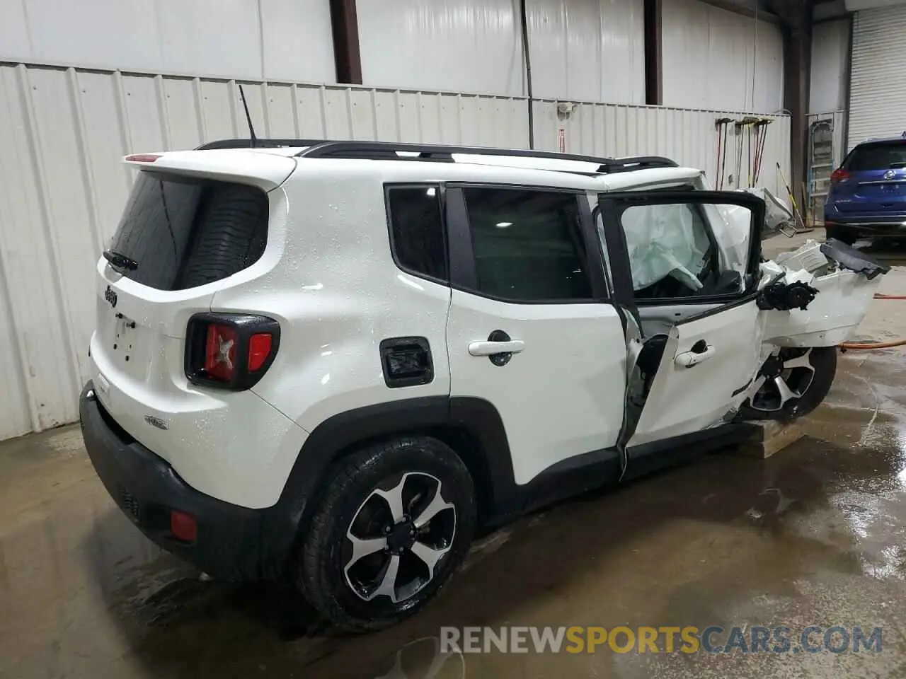 3 Photograph of a damaged car ZACNJBAB5LPL67390 JEEP RENEGADE 2020