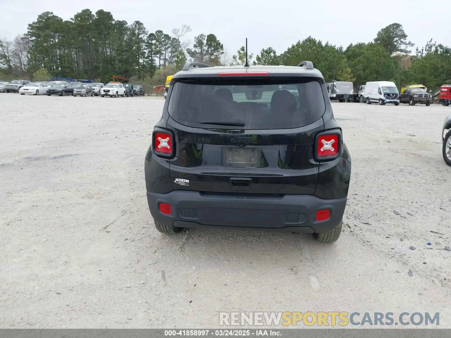 16 Photograph of a damaged car ZACNJBAB7LPK90621 JEEP RENEGADE 2020