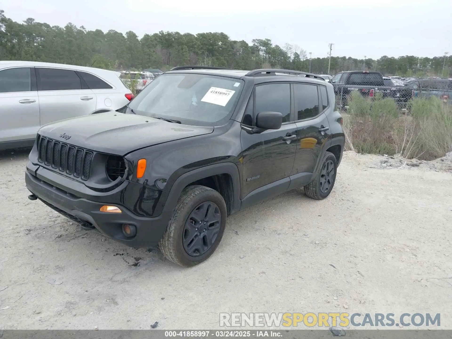 2 Photograph of a damaged car ZACNJBAB7LPK90621 JEEP RENEGADE 2020