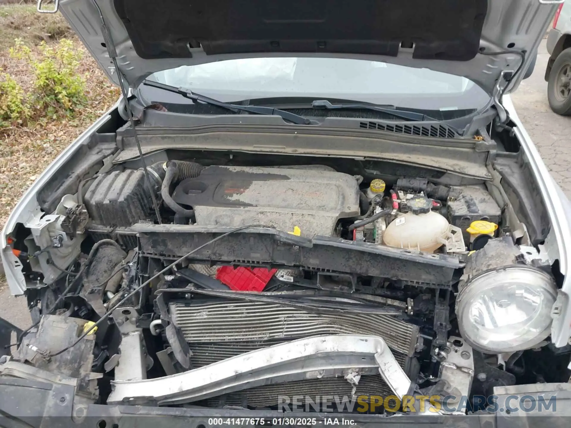 10 Photograph of a damaged car ZACNJBAB8LPL52205 JEEP RENEGADE 2020