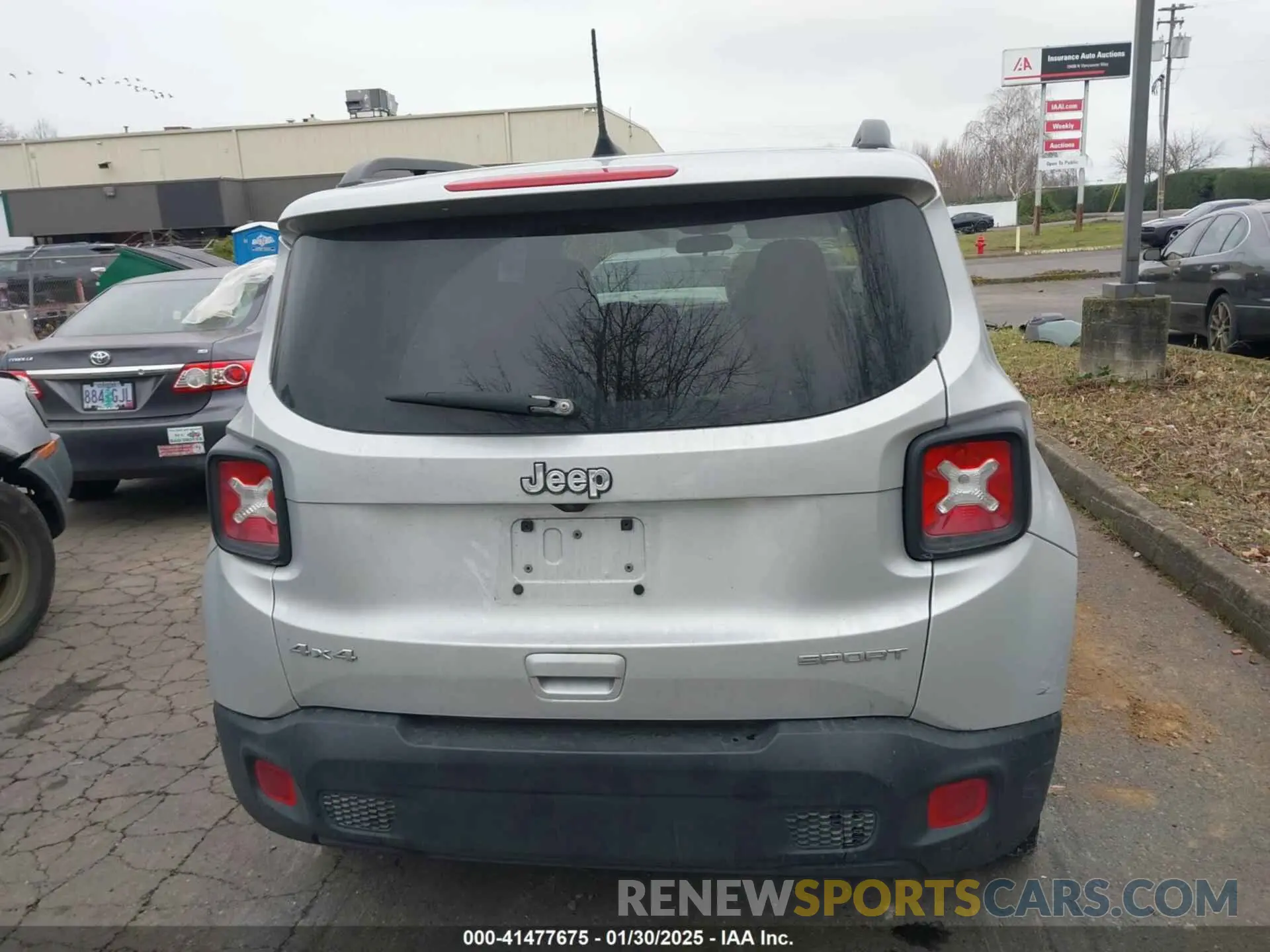 16 Photograph of a damaged car ZACNJBAB8LPL52205 JEEP RENEGADE 2020