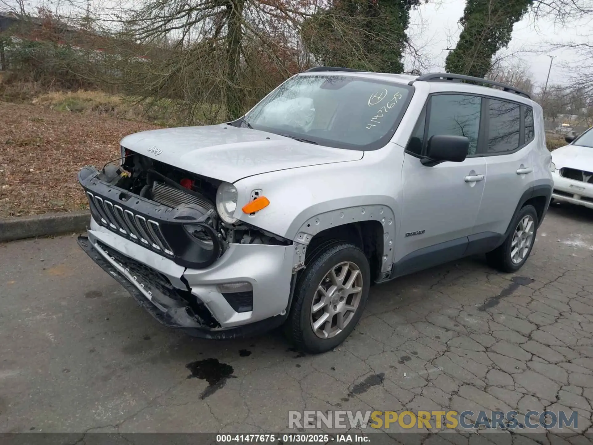 2 Photograph of a damaged car ZACNJBAB8LPL52205 JEEP RENEGADE 2020