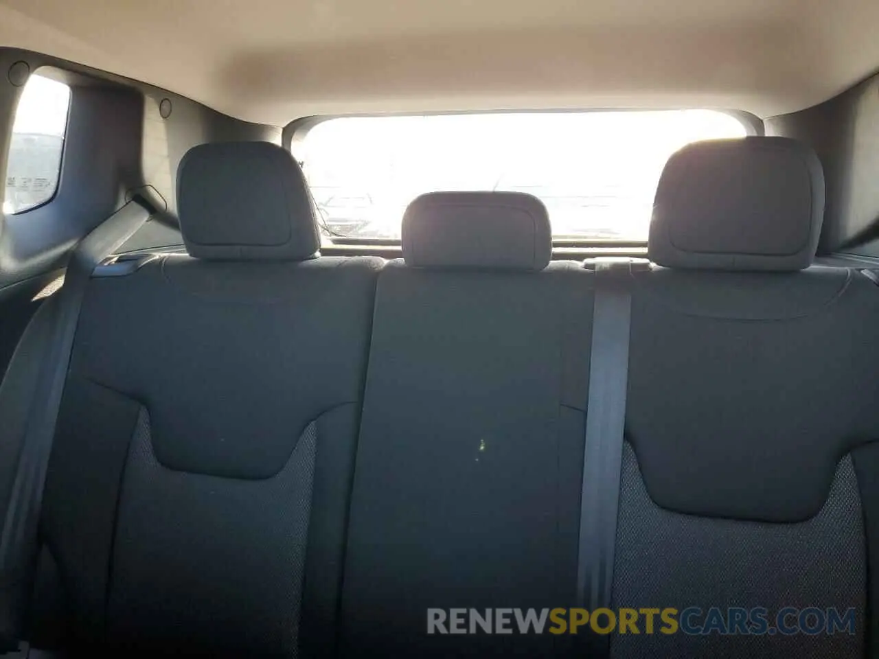 10 Photograph of a damaged car ZACNJBABXLPL15799 JEEP RENEGADE 2020