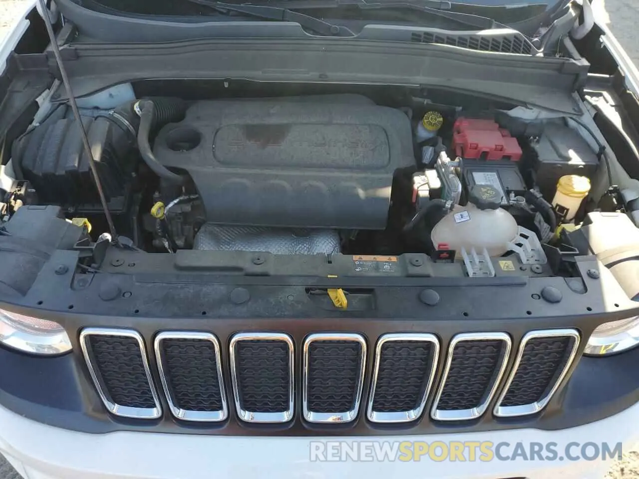12 Photograph of a damaged car ZACNJBABXLPL15799 JEEP RENEGADE 2020