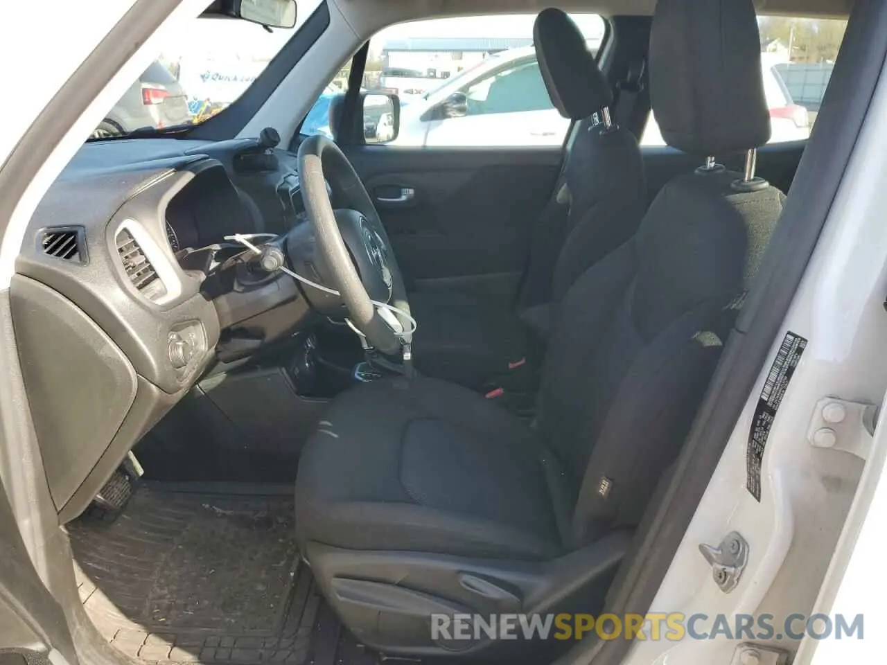 7 Photograph of a damaged car ZACNJBABXLPL15799 JEEP RENEGADE 2020