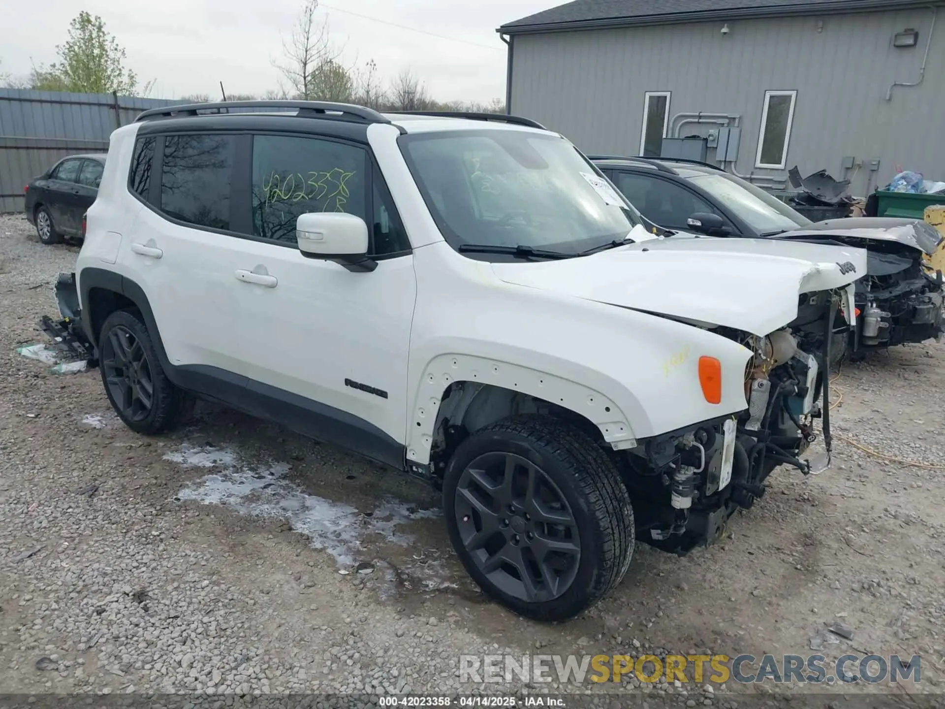 1 Фотография поврежденного автомобиля ZACNJBB11LPM04232 JEEP RENEGADE 2020