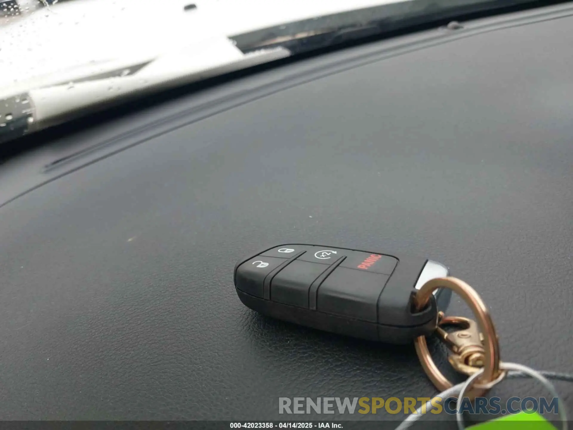 11 Фотография поврежденного автомобиля ZACNJBB11LPM04232 JEEP RENEGADE 2020