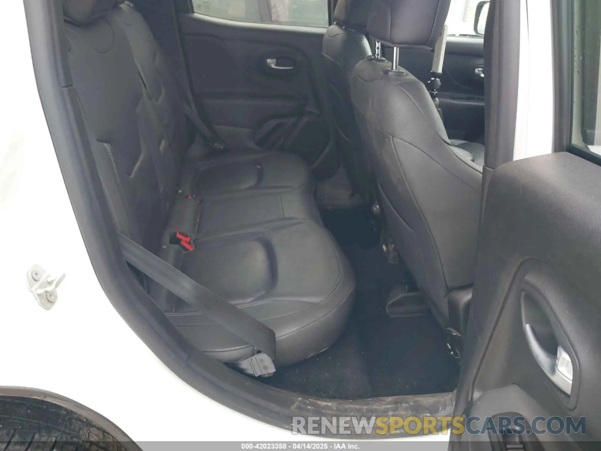 8 Фотография поврежденного автомобиля ZACNJBB11LPM04232 JEEP RENEGADE 2020