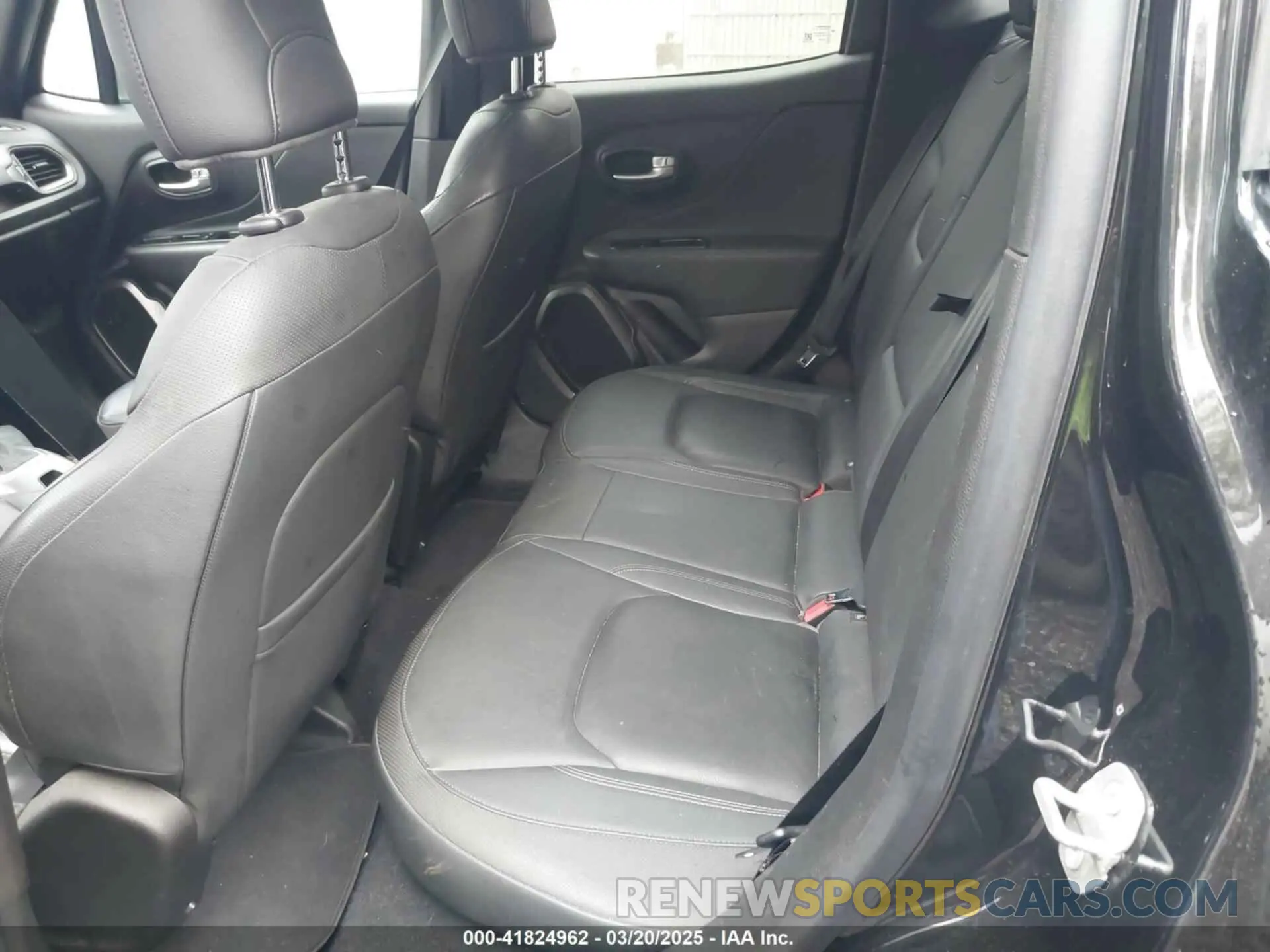 8 Фотография поврежденного автомобиля ZACNJBB1XLPL61557 JEEP RENEGADE 2020