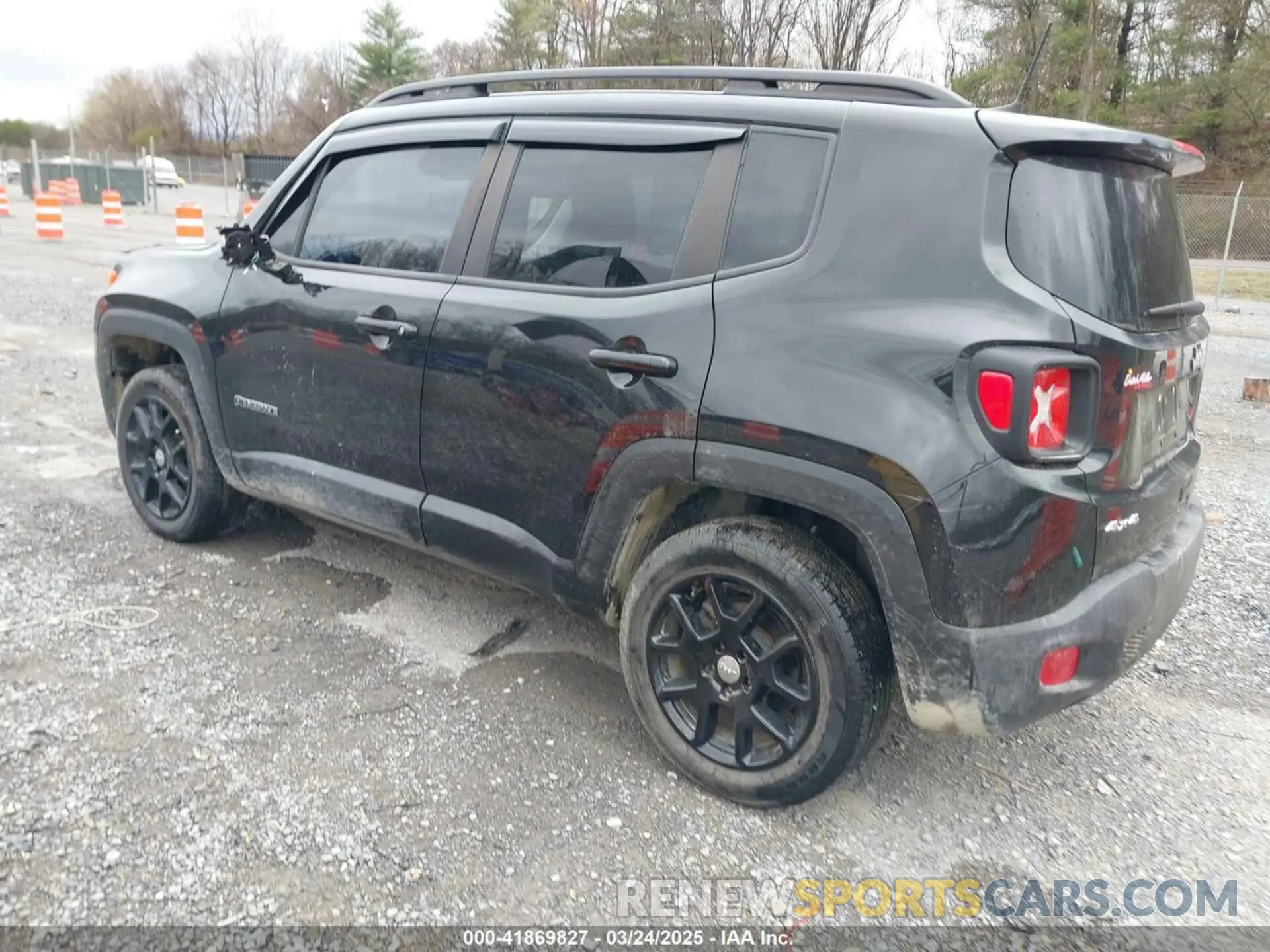 3 Photograph of a damaged car ZACNJBBB0LPL10528 JEEP RENEGADE 2020