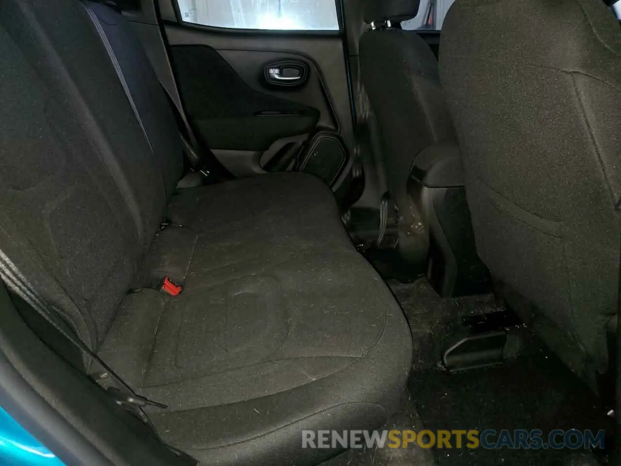 10 Photograph of a damaged car ZACNJBBB2LPL23877 JEEP RENEGADE 2020