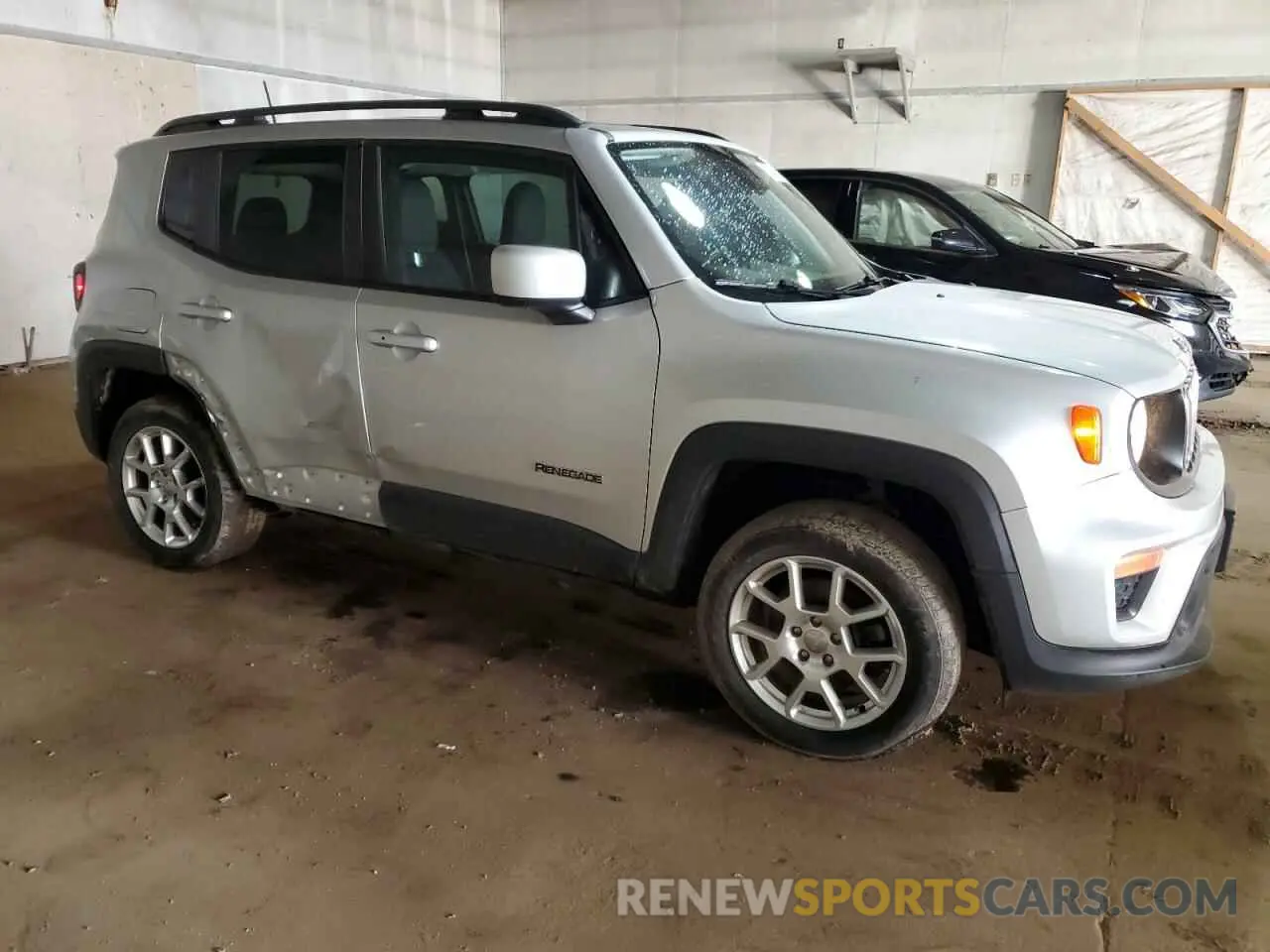 4 Photograph of a damaged car ZACNJBBB5LPL20522 JEEP RENEGADE 2020