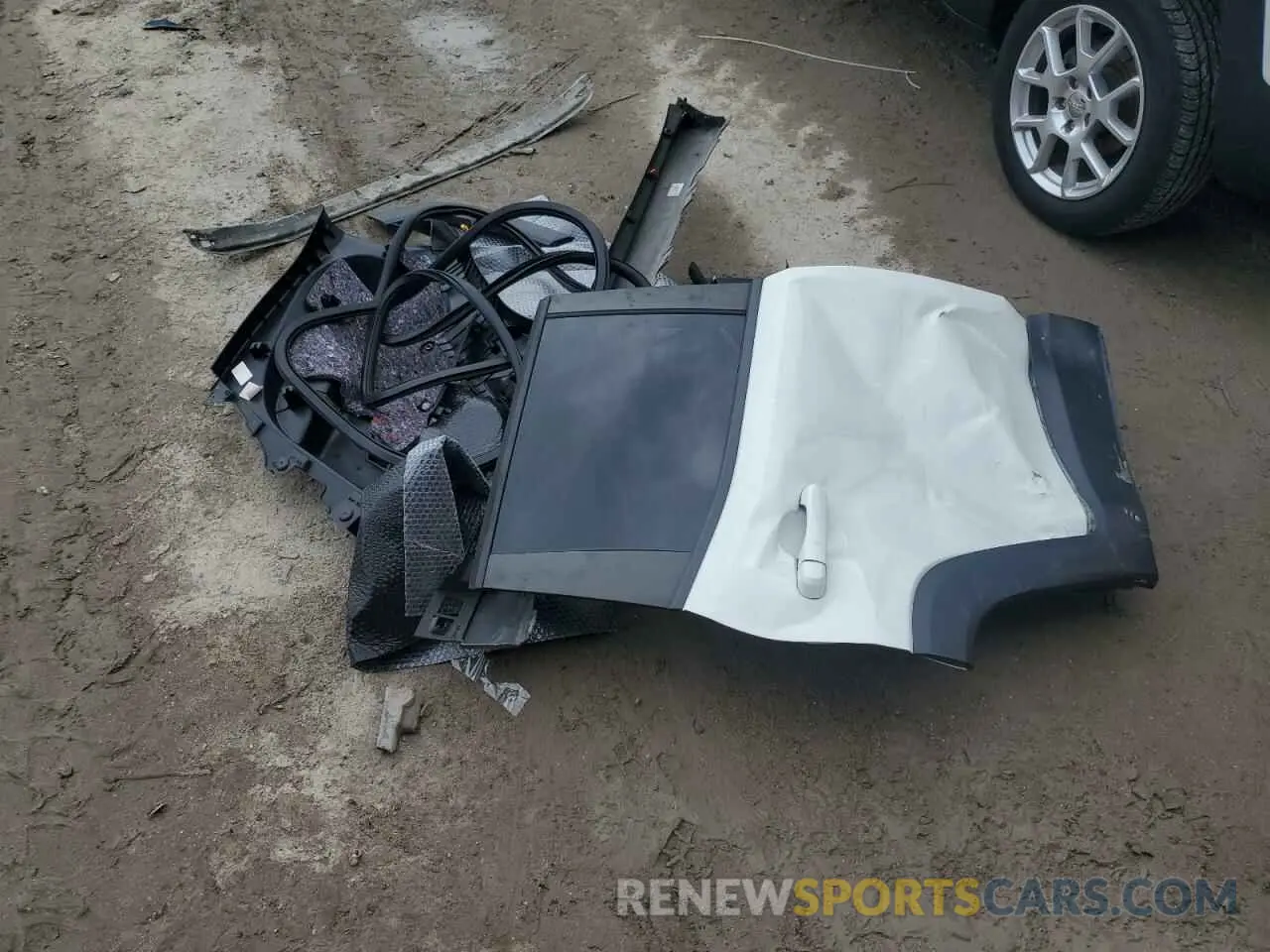 13 Photograph of a damaged car ZACNJBBB7LPL44224 JEEP RENEGADE 2020