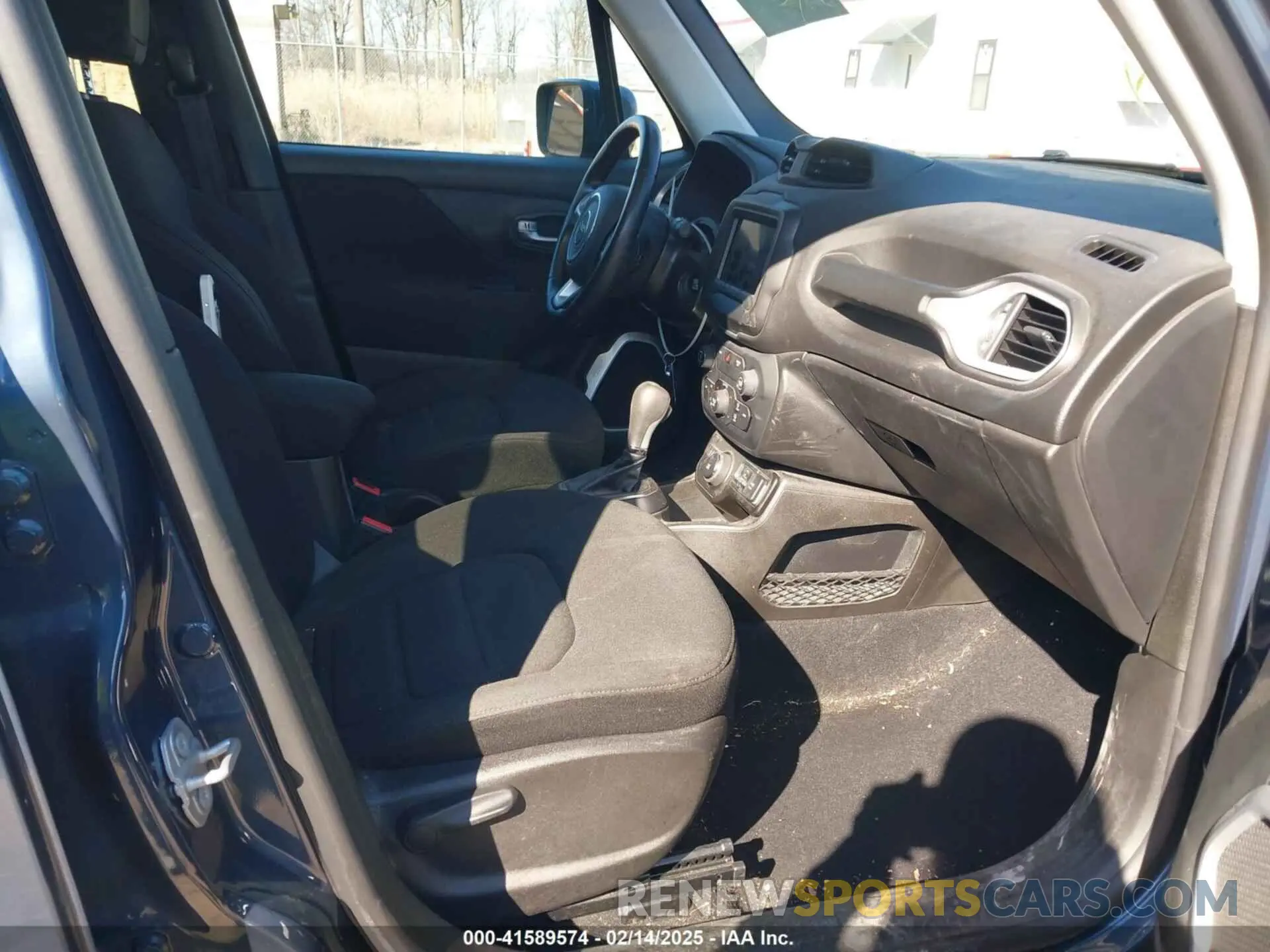 5 Photograph of a damaged car ZACNJBBB9LPL85731 JEEP RENEGADE 2020