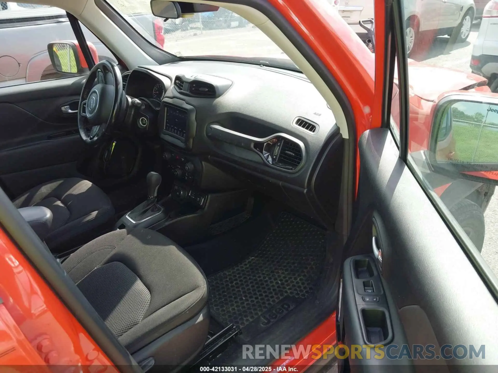 5 Photograph of a damaged car ZACNJBBBXLPL91196 JEEP RENEGADE 2020