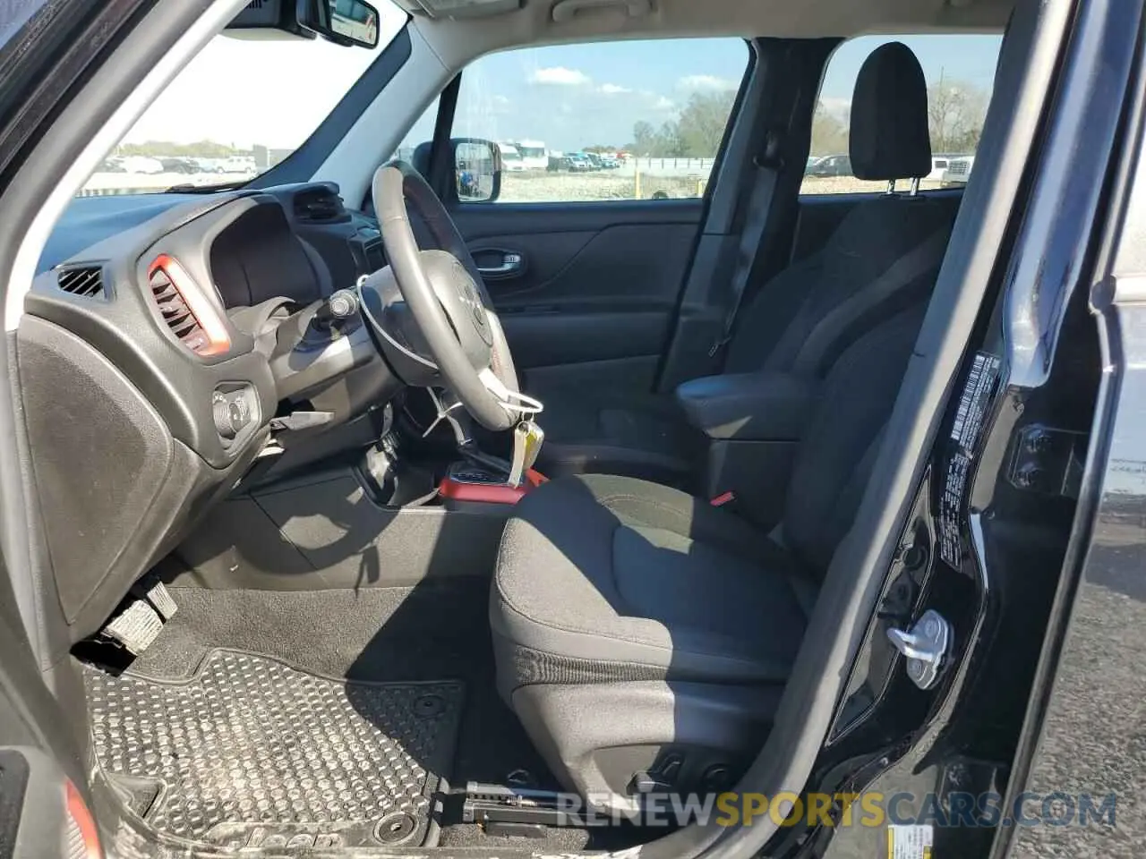 7 Photograph of a damaged car ZACNJBC14LPL02180 JEEP RENEGADE 2020