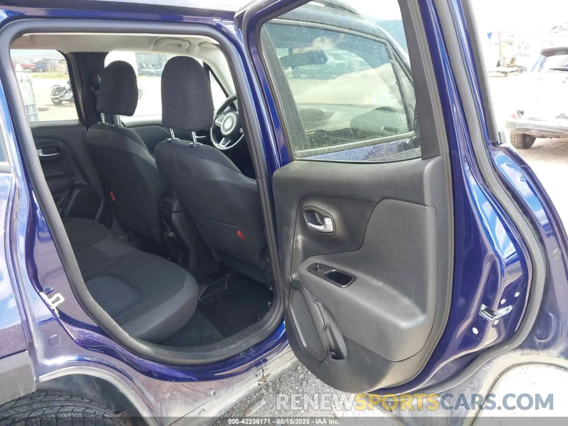 8 Photograph of a damaged car ZACNJBC16LPL78404 JEEP RENEGADE 2020