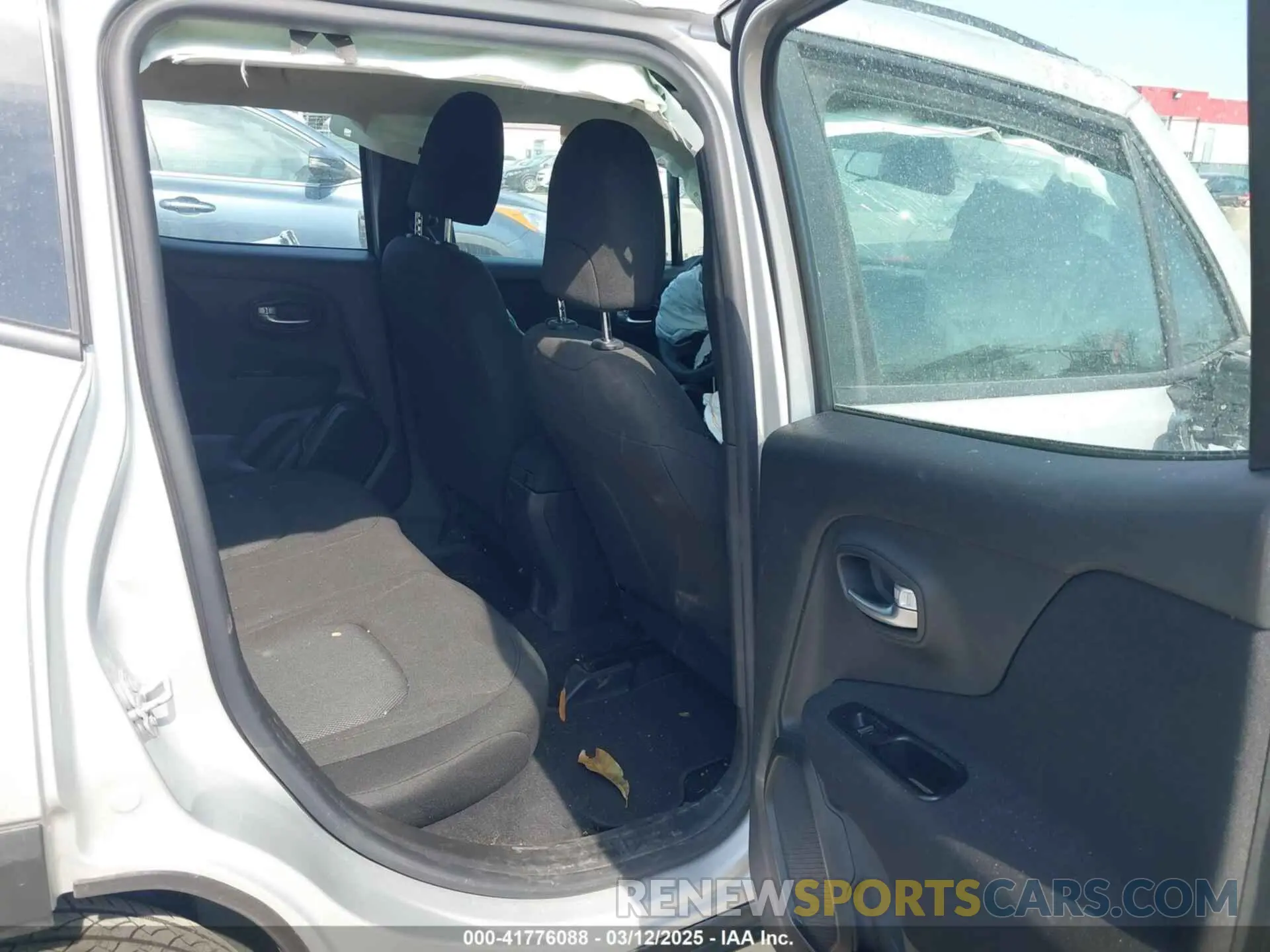 8 Фотография поврежденного автомобиля ZACNJCAB0MPM32217 JEEP RENEGADE 2021