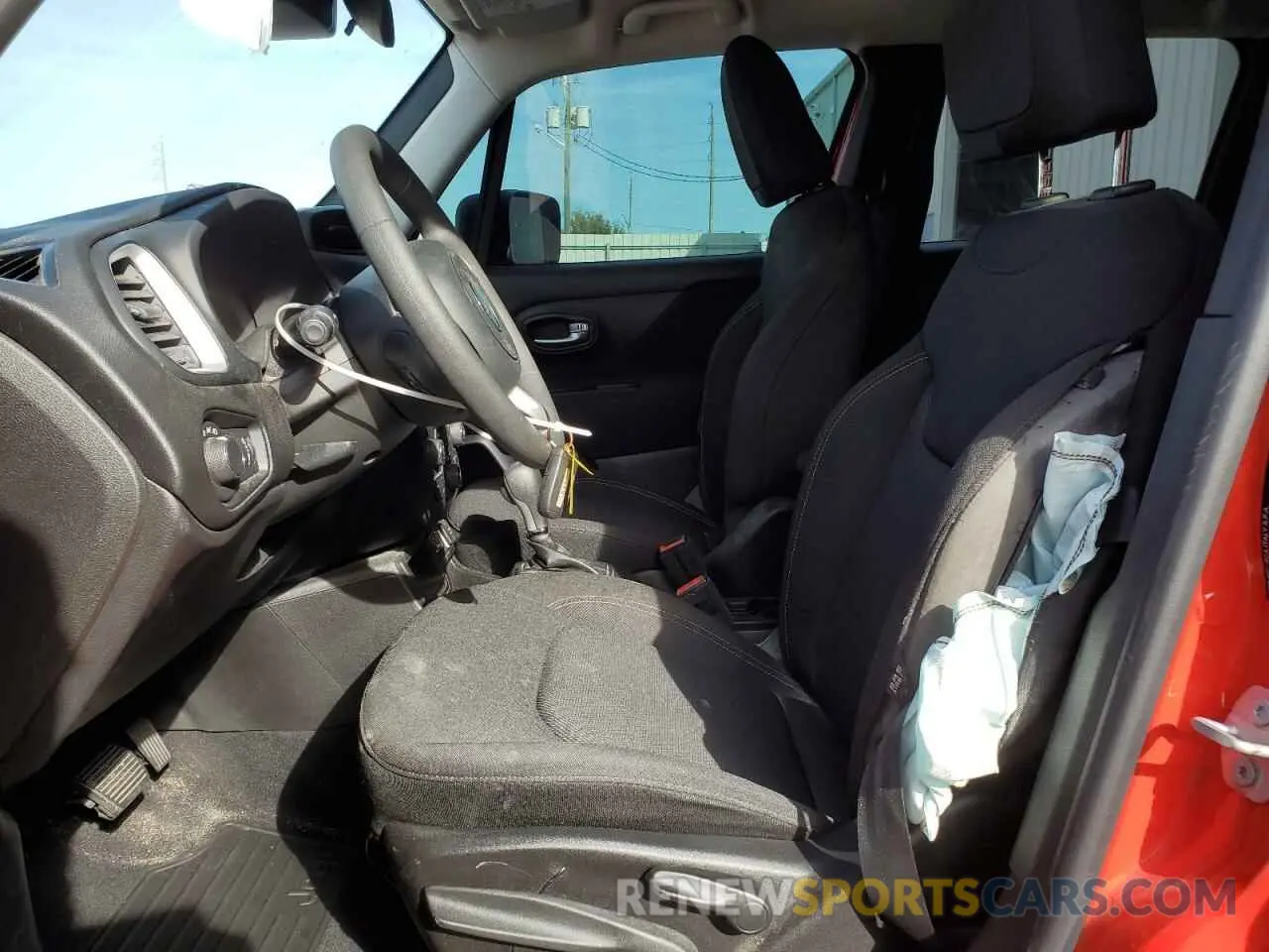 7 Photograph of a damaged car ZACNJCAB2MPM71178 JEEP RENEGADE 2021