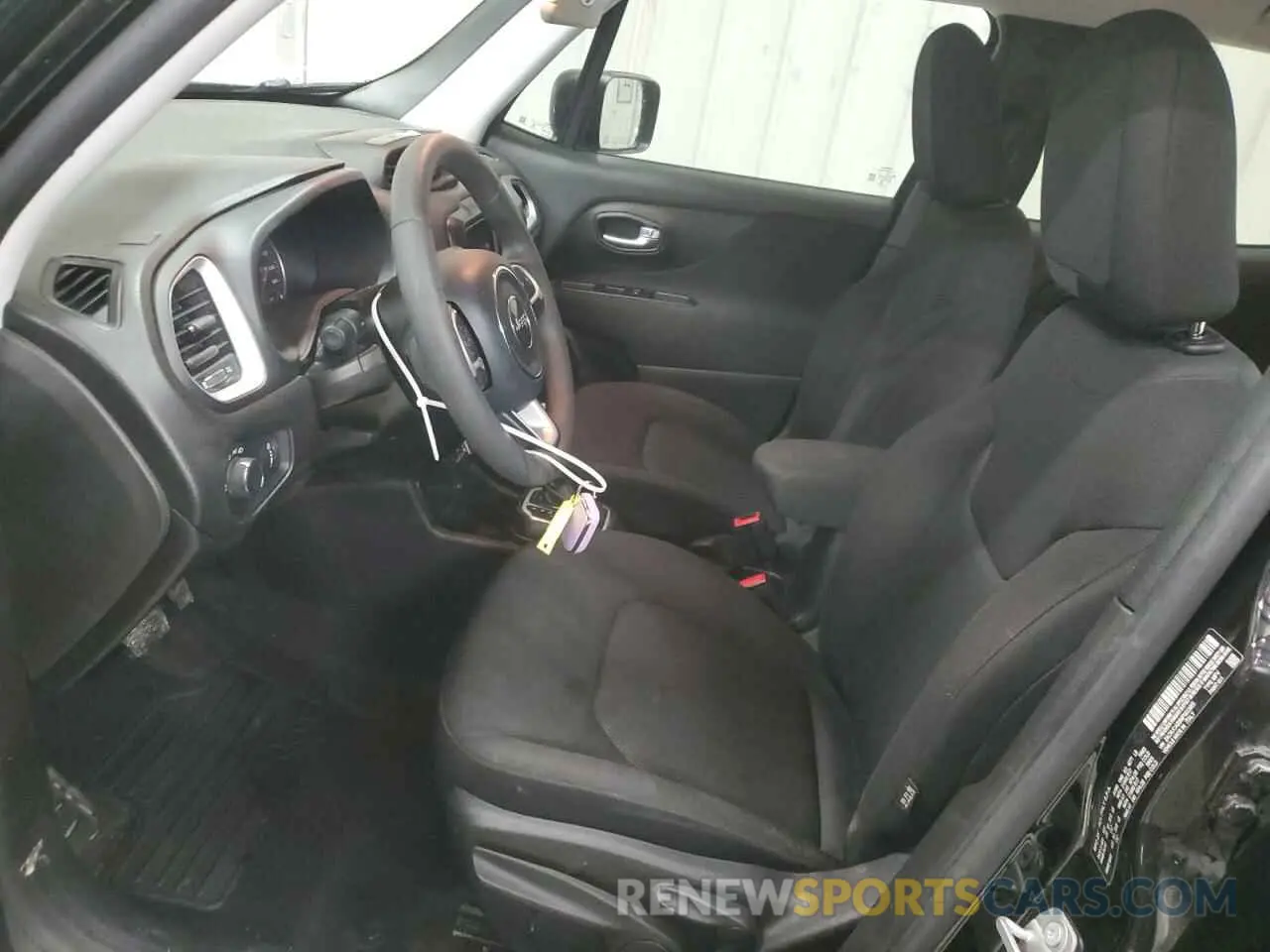 7 Фотография поврежденного автомобиля ZACNJCAB8MPM33955 JEEP RENEGADE 2021