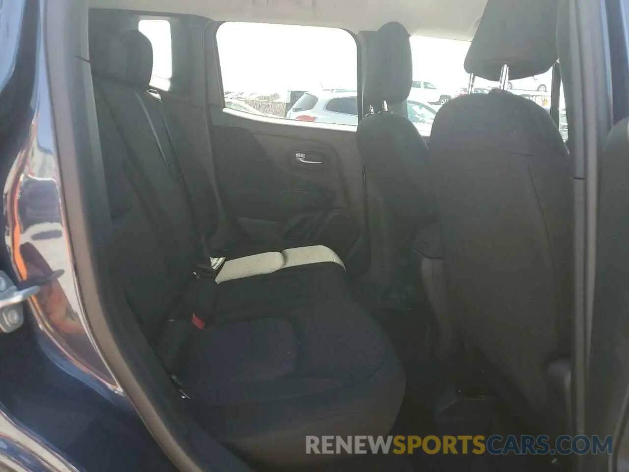 11 Фотография поврежденного автомобиля ZACNJCAB8MPM95324 JEEP RENEGADE 2021