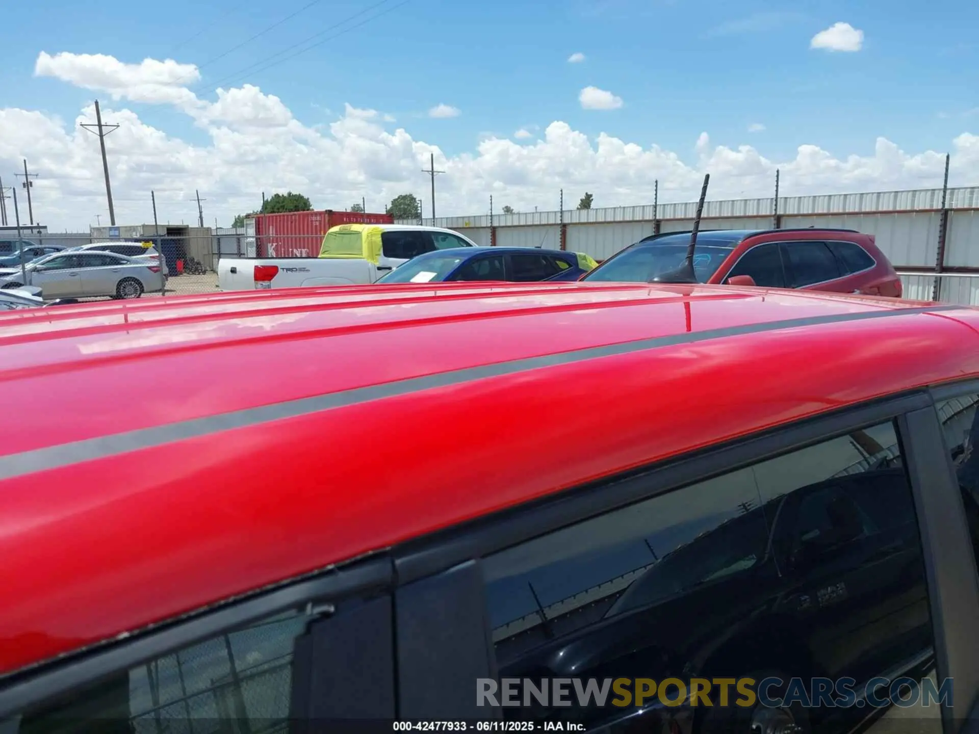 18 Photograph of a damaged car ZACNJCABXMPM46982 JEEP RENEGADE 2021