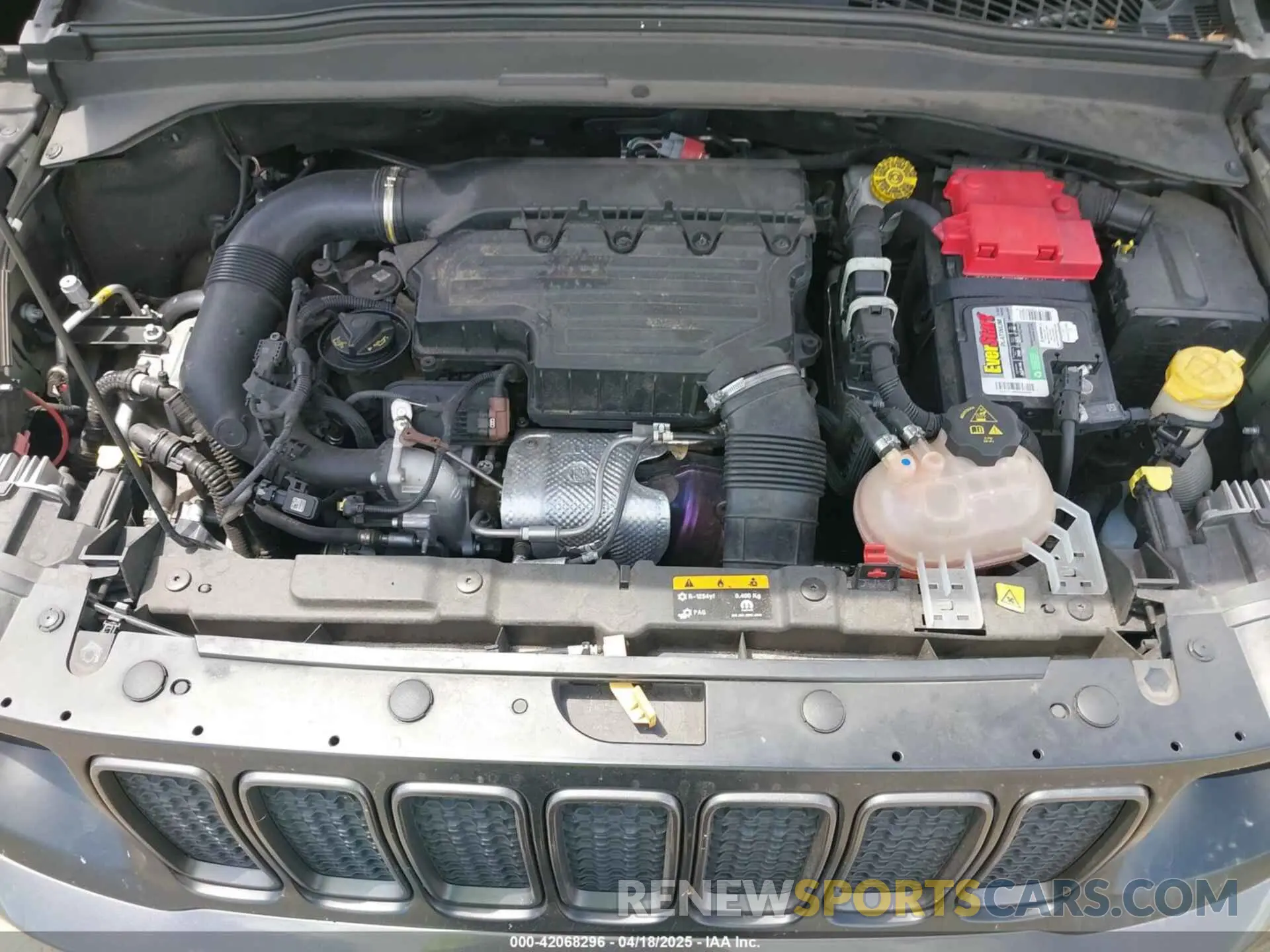 10 Photograph of a damaged car ZACNJCB13MPM31844 JEEP RENEGADE 2021