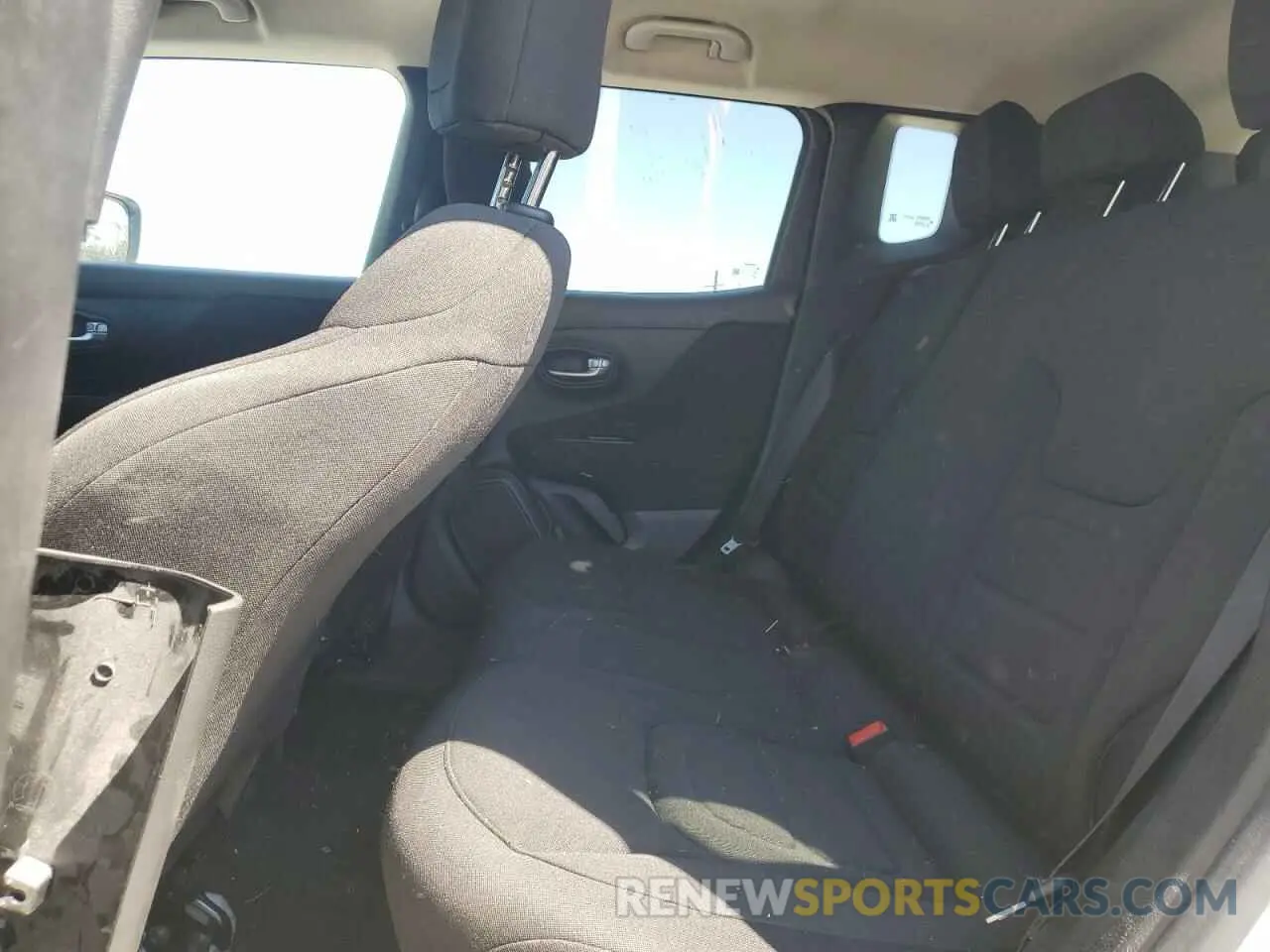 11 Фотография поврежденного автомобиля ZACNJCB1XMPM33235 JEEP RENEGADE 2021