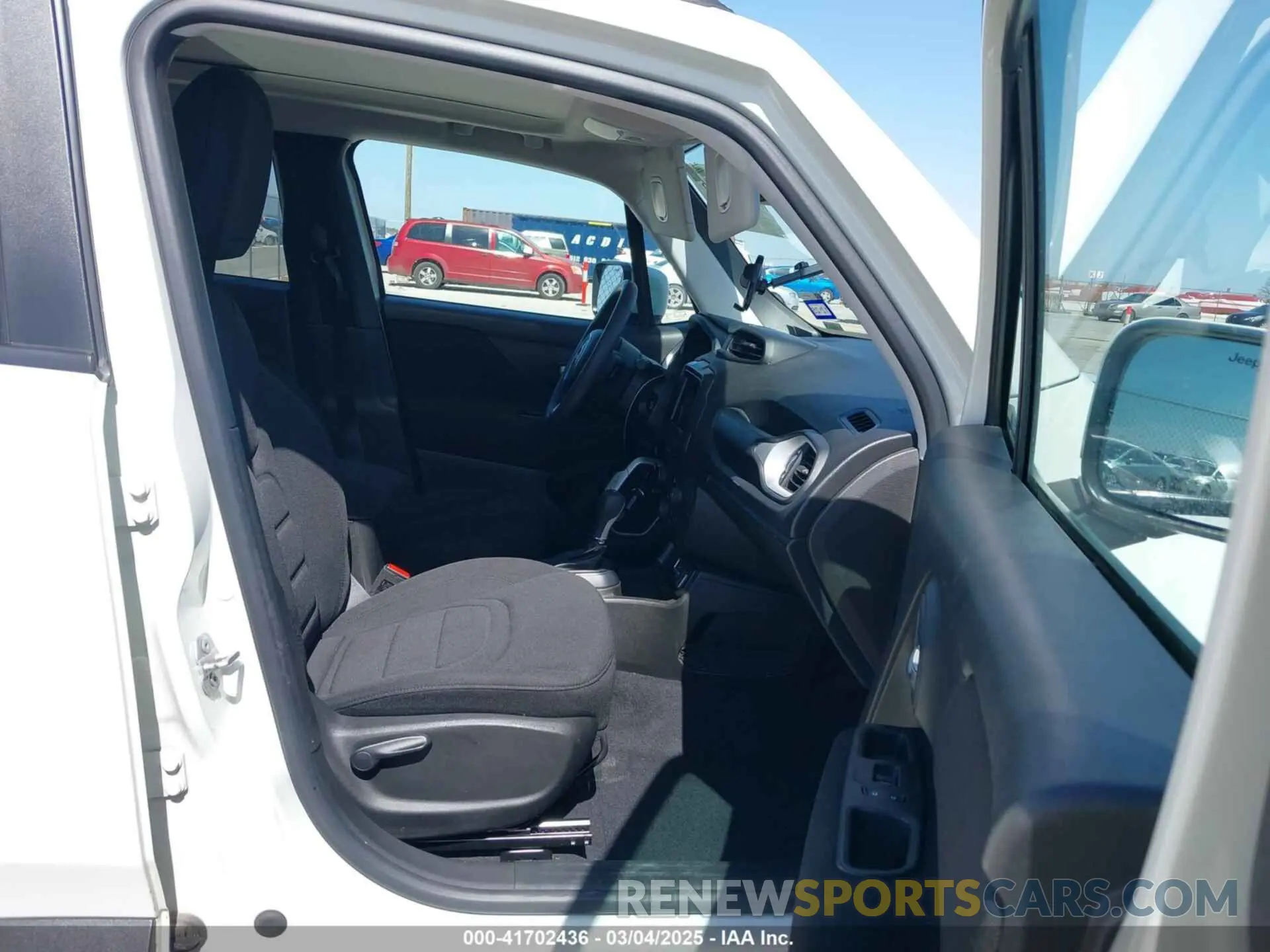 5 Фотография поврежденного автомобиля ZACNJCBB0MPM98300 JEEP RENEGADE 2021