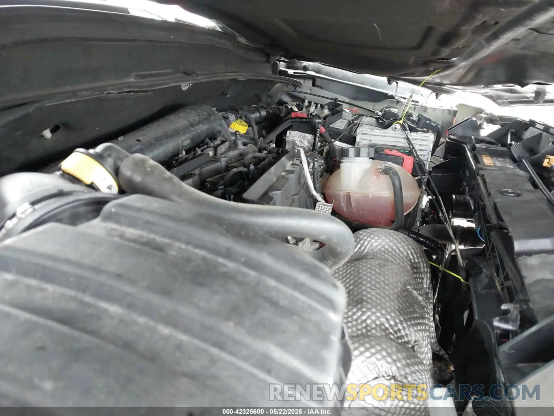 10 Photograph of a damaged car ZACNJCBB2MPM24716 JEEP RENEGADE 2021