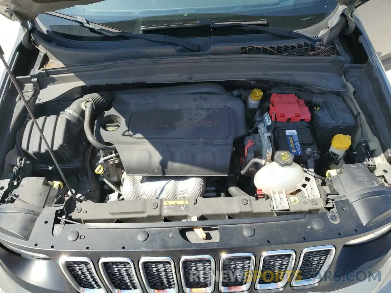 12 Фотография поврежденного автомобиля ZACNJCBB3MPM33876 JEEP RENEGADE 2021