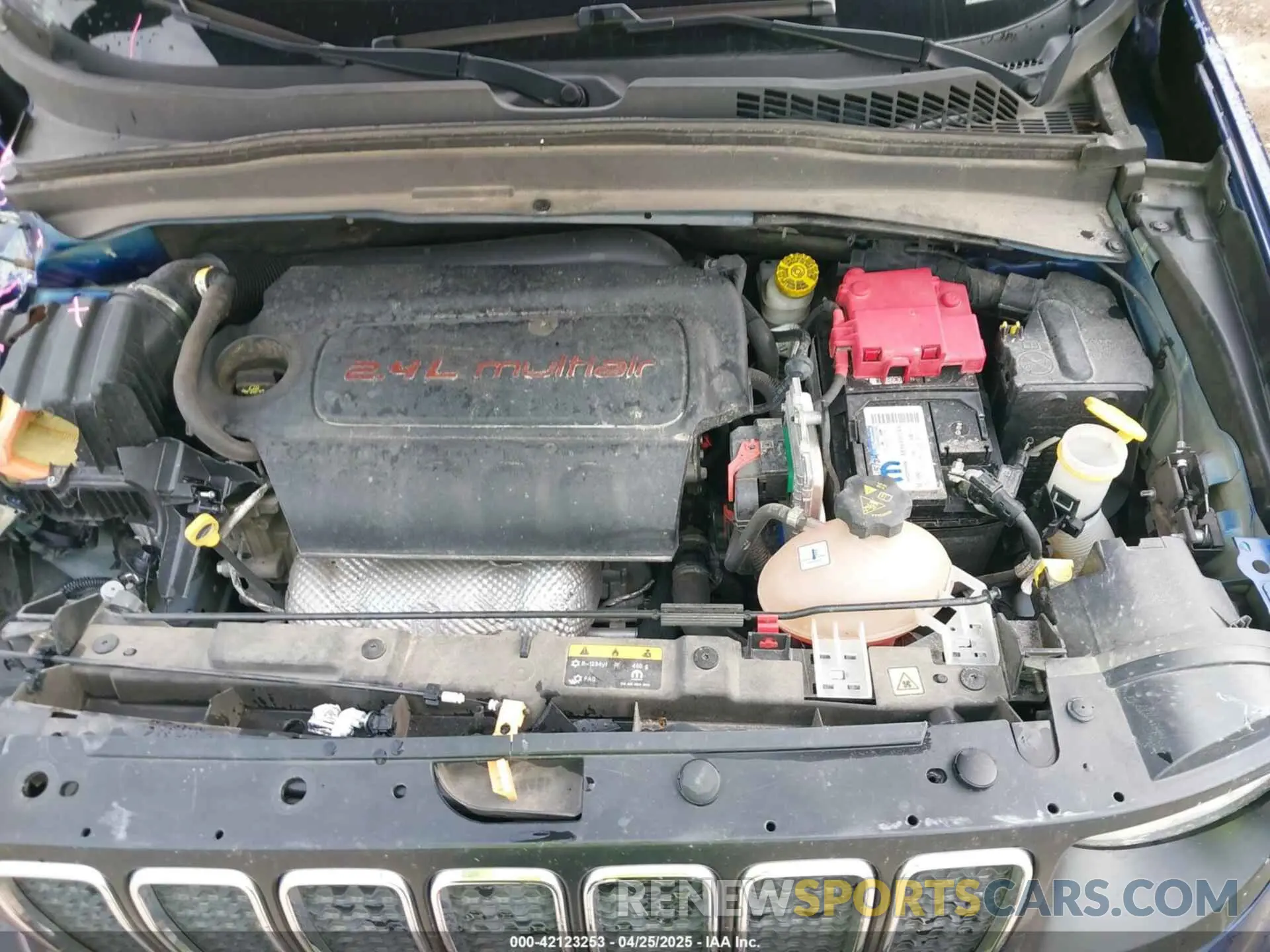 10 Photograph of a damaged car ZACNJCBB8MPM36868 JEEP RENEGADE 2021
