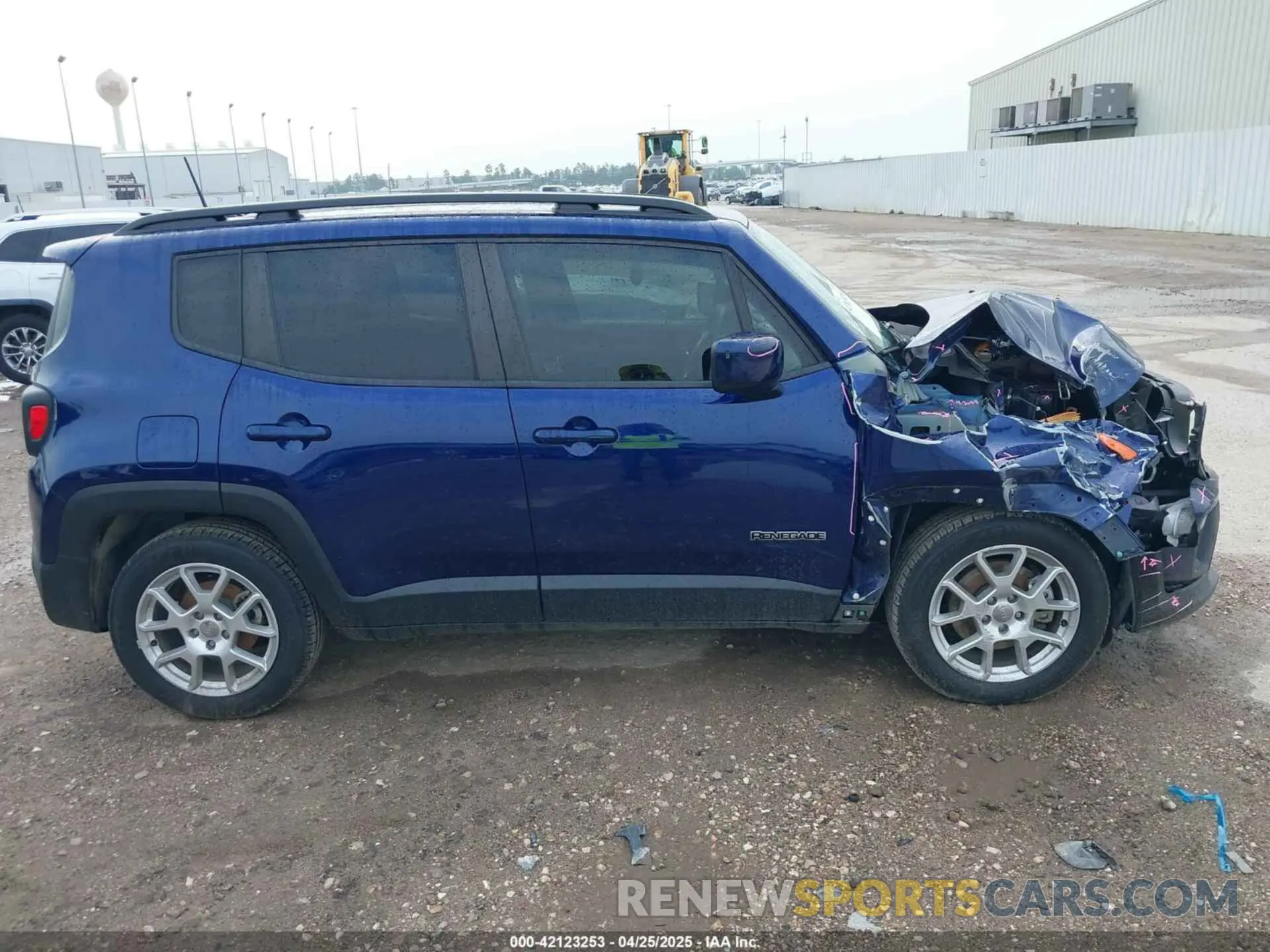13 Photograph of a damaged car ZACNJCBB8MPM36868 JEEP RENEGADE 2021