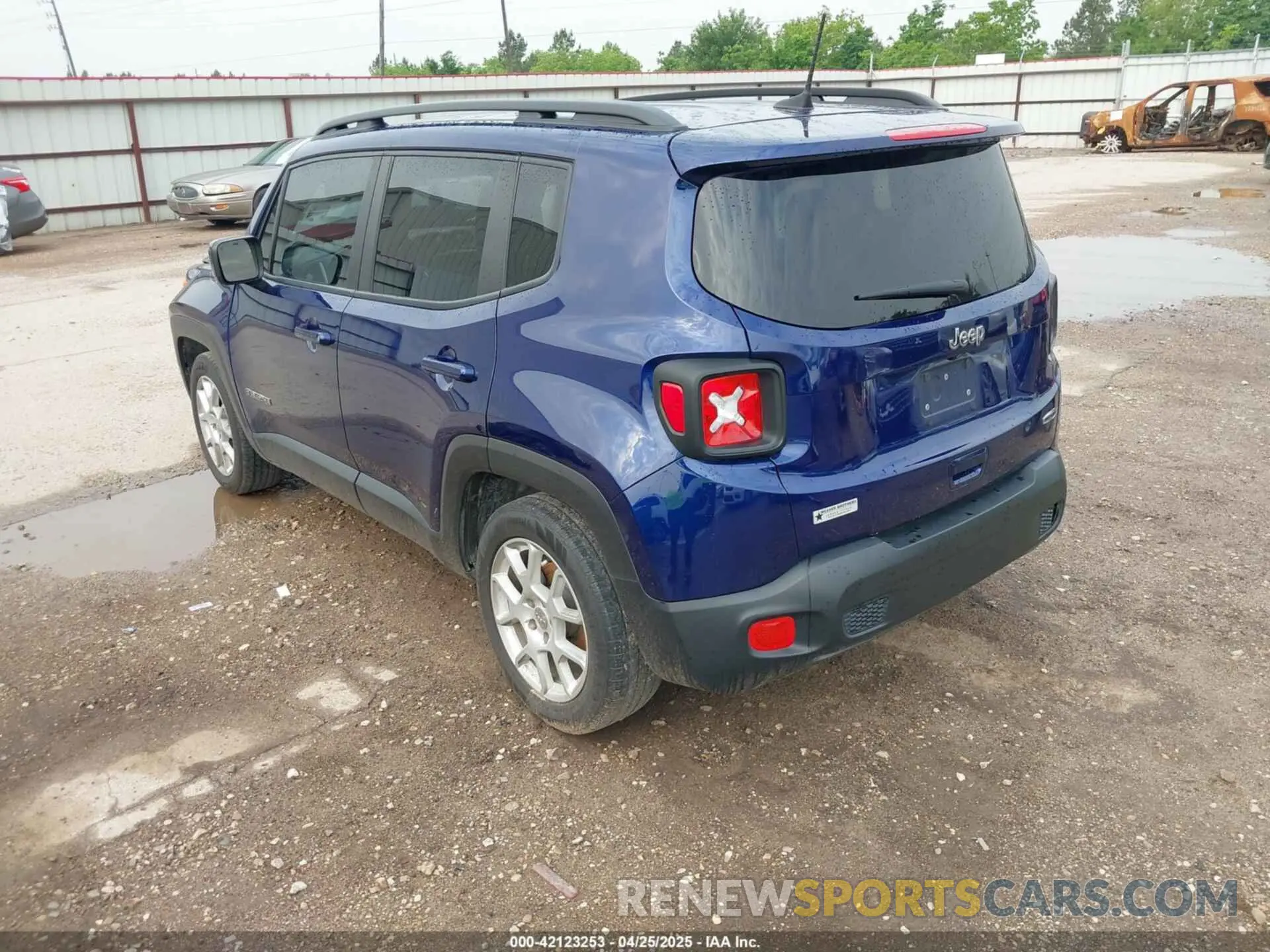 3 Photograph of a damaged car ZACNJCBB8MPM36868 JEEP RENEGADE 2021