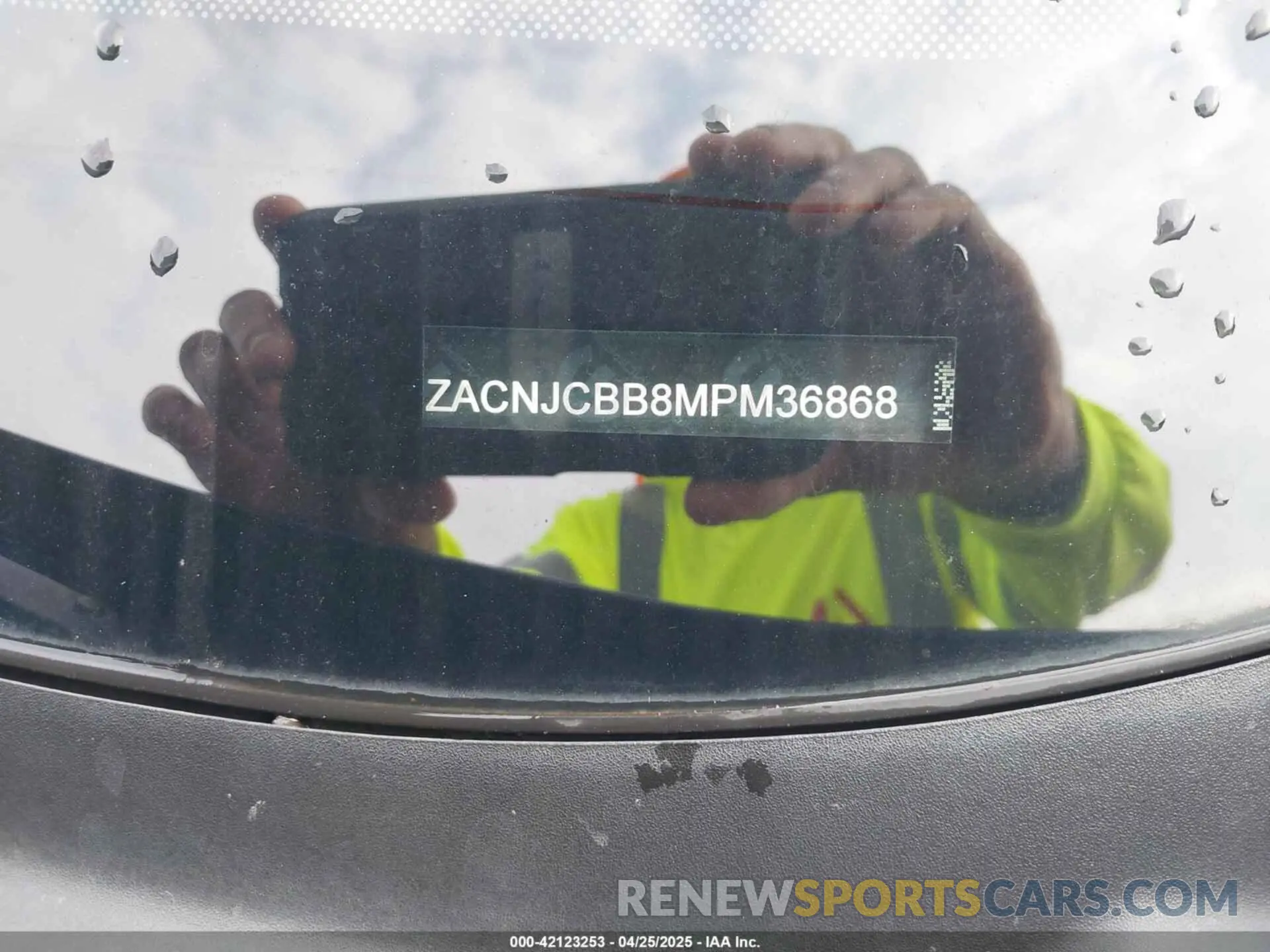 9 Photograph of a damaged car ZACNJCBB8MPM36868 JEEP RENEGADE 2021