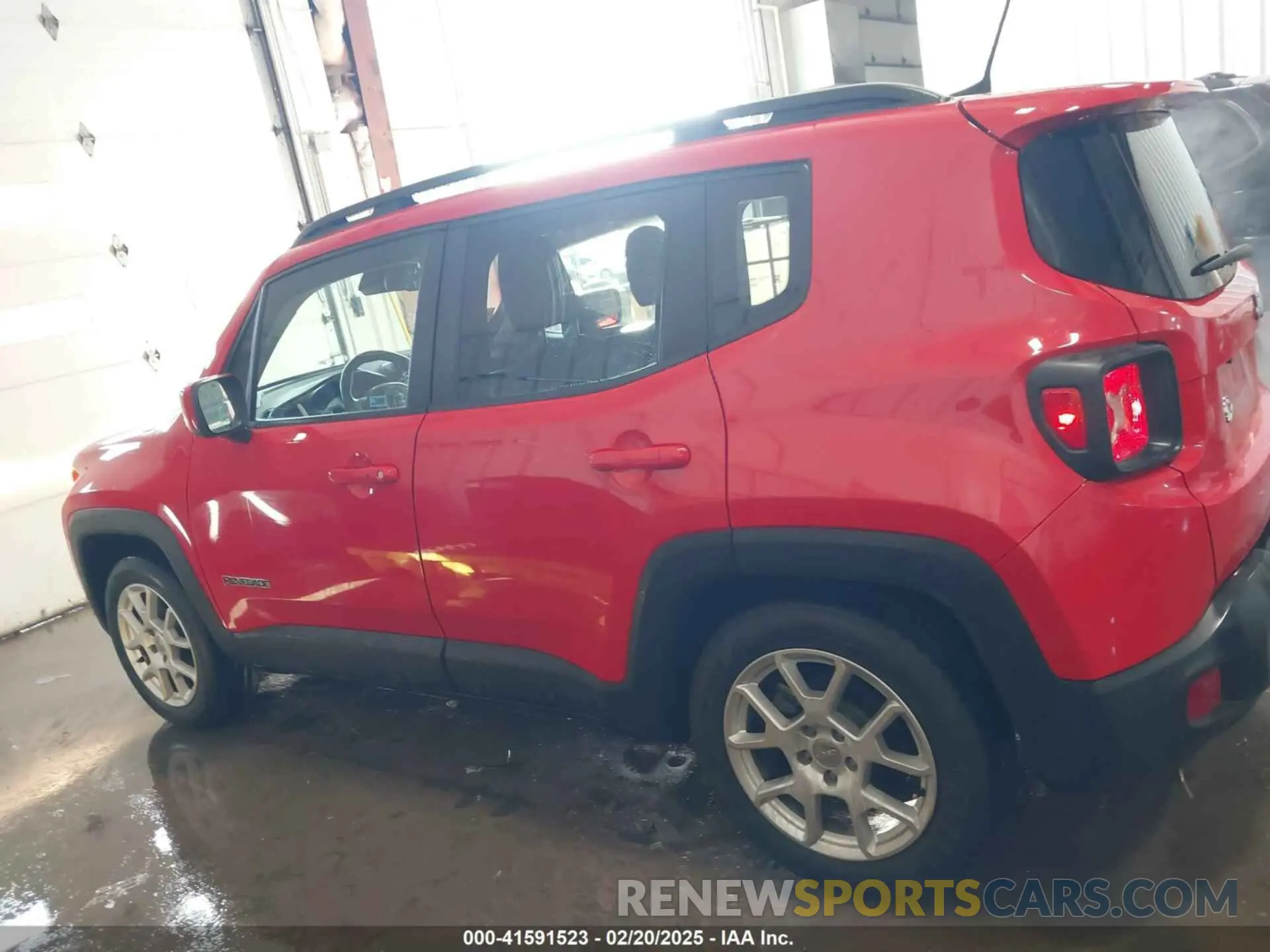 15 Photograph of a damaged car ZACNJCBB9MPN27325 JEEP RENEGADE 2021