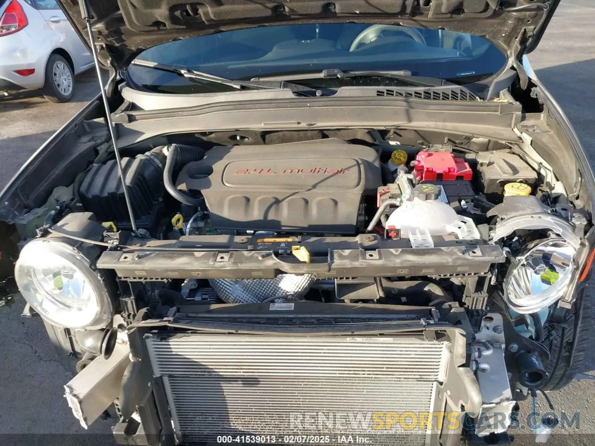 10 Photograph of a damaged car ZACNJCBBXMPM68608 JEEP RENEGADE 2021