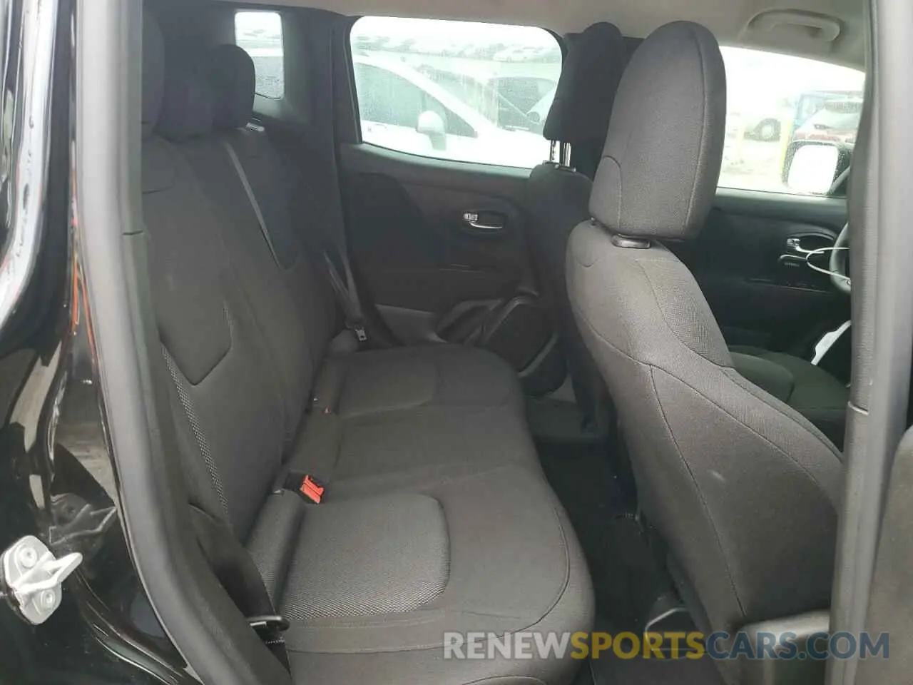 11 Photograph of a damaged car ZACNJDAB4MPM38964 JEEP RENEGADE 2021