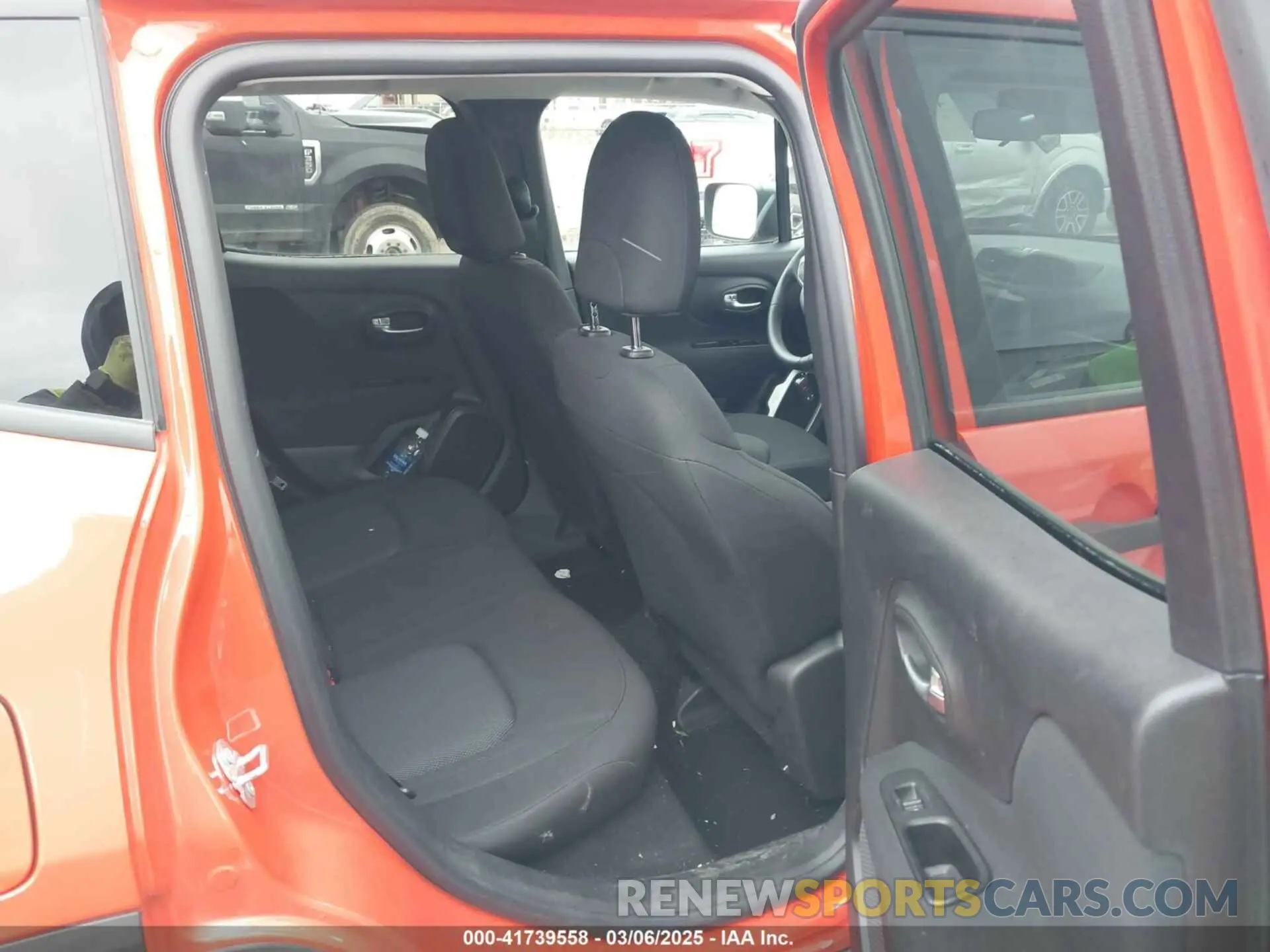 8 Photograph of a damaged car ZACNJDAB4MPN34528 JEEP RENEGADE 2021