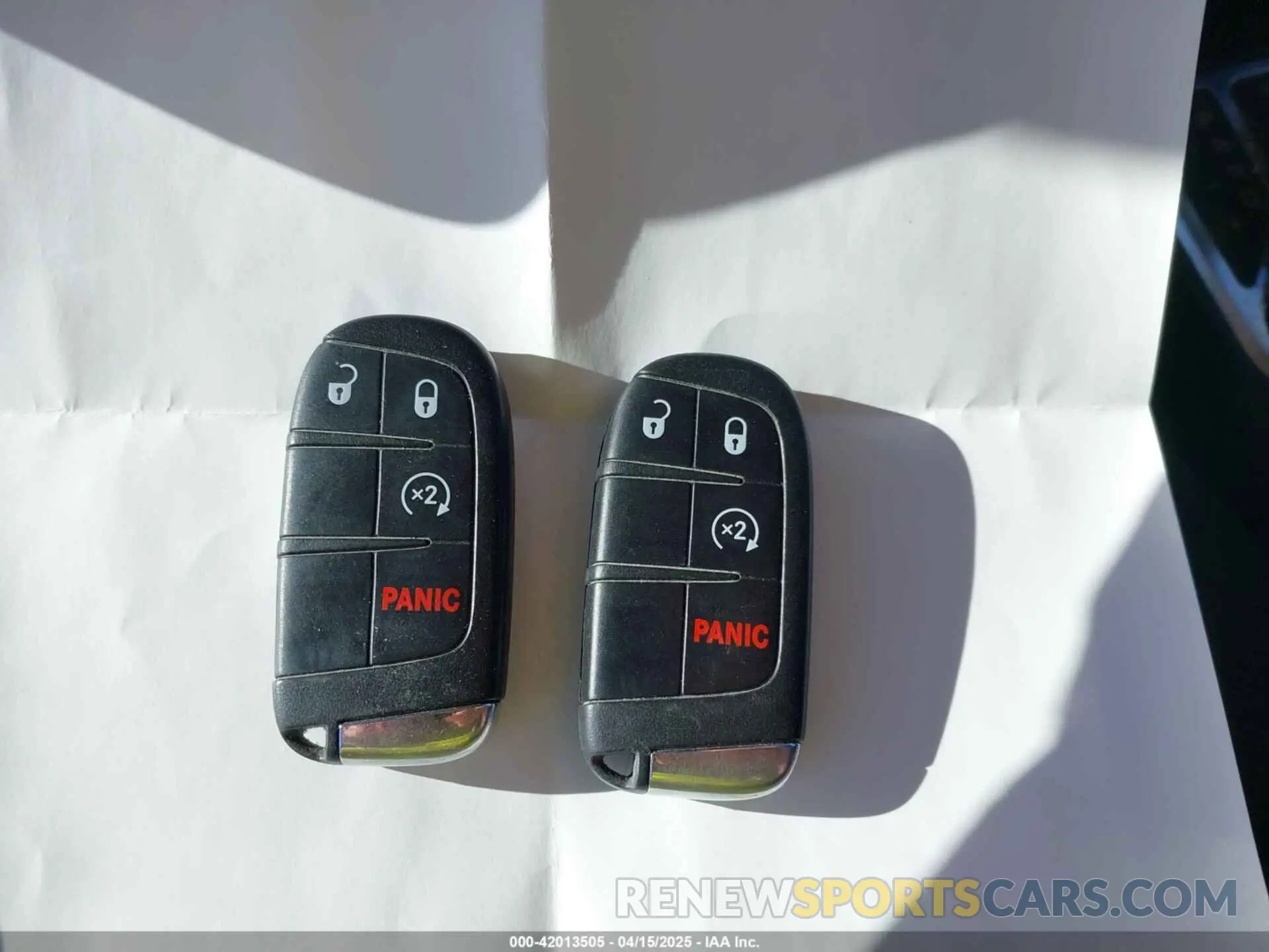 11 Фотография поврежденного автомобиля ZACNJDAB6MPM42885 JEEP RENEGADE 2021