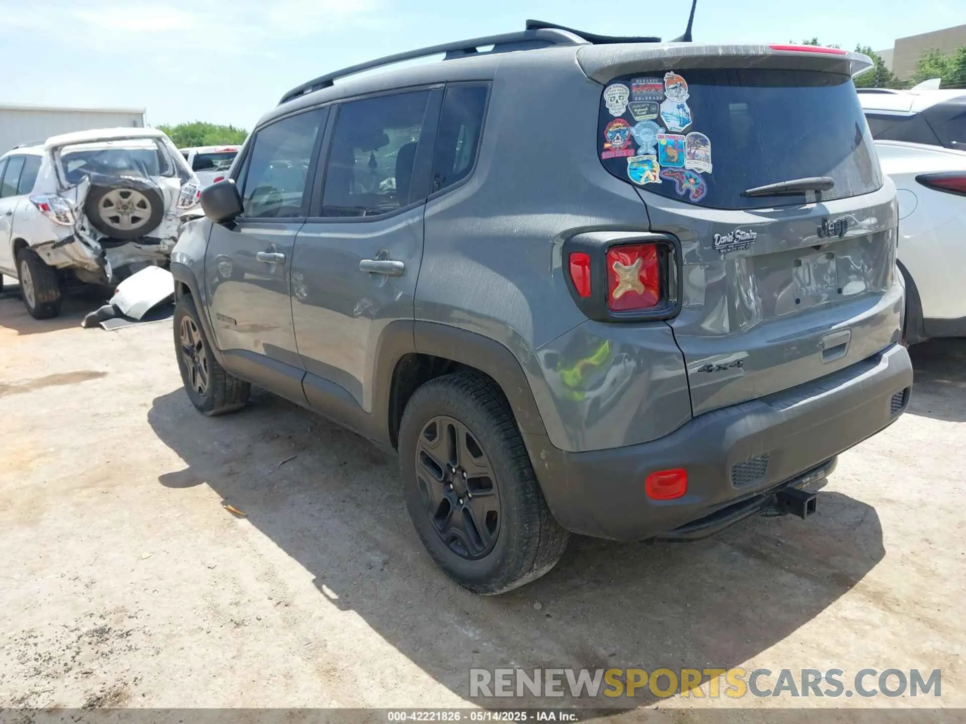 3 Фотография поврежденного автомобиля ZACNJDAB6MPM54762 JEEP RENEGADE 2021